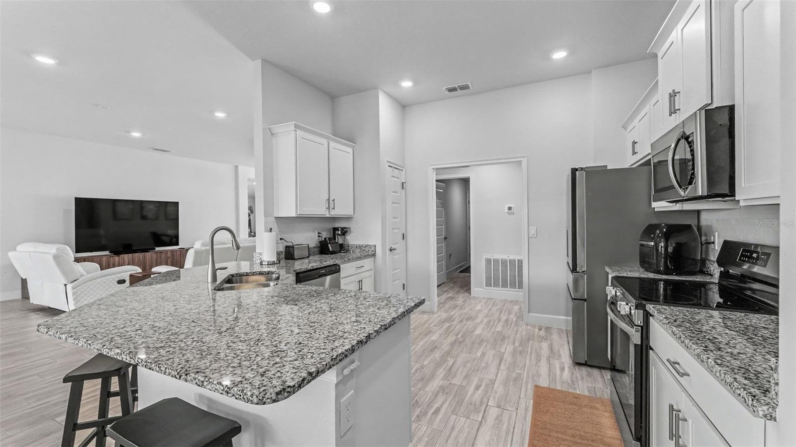 Single Family Residence at 5292 TENNESSEE RIDGE CT, AUBURNDALE, photo 13 of 45