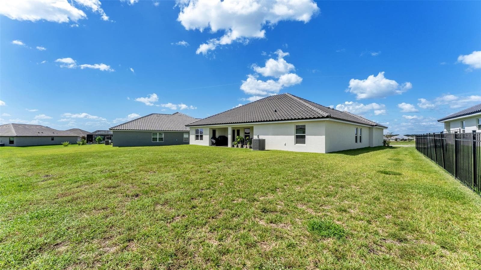 Single Family Residence at 5292 TENNESSEE RIDGE CT, AUBURNDALE, photo 35 of 45
