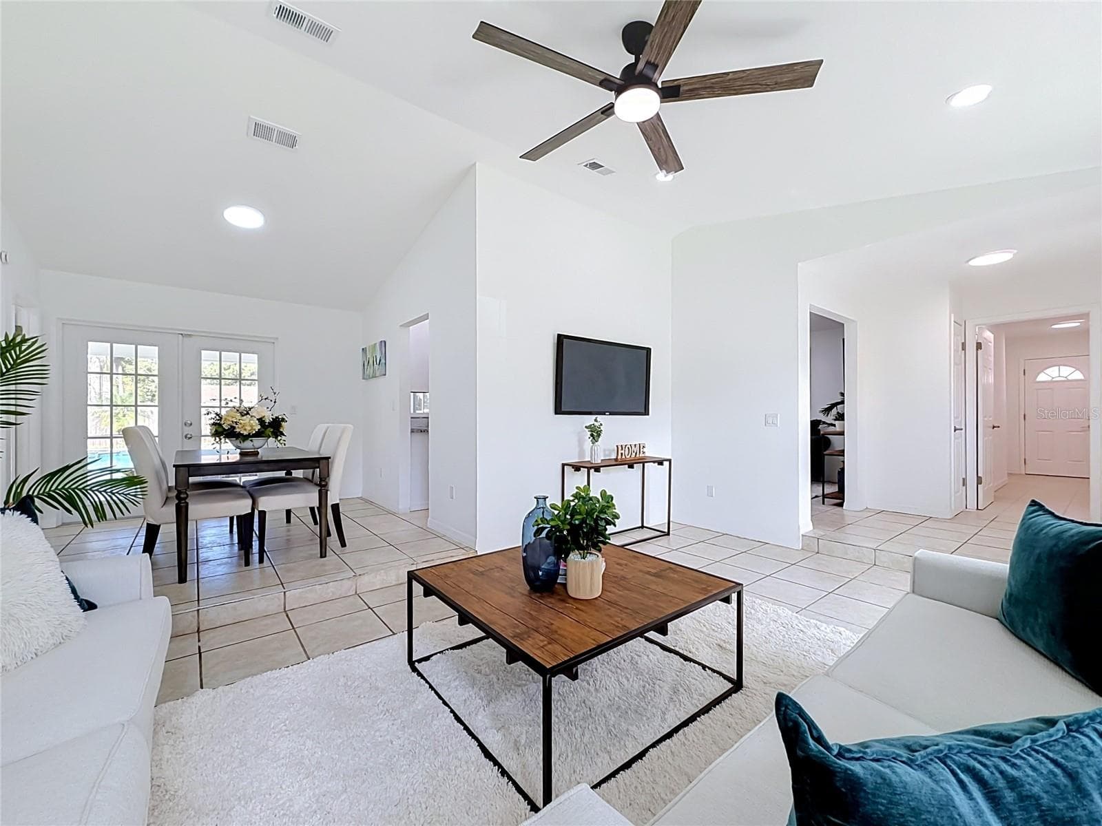 Single Family Residence at 3354 TCU BLVD, ORLANDO, photo 5 of 32