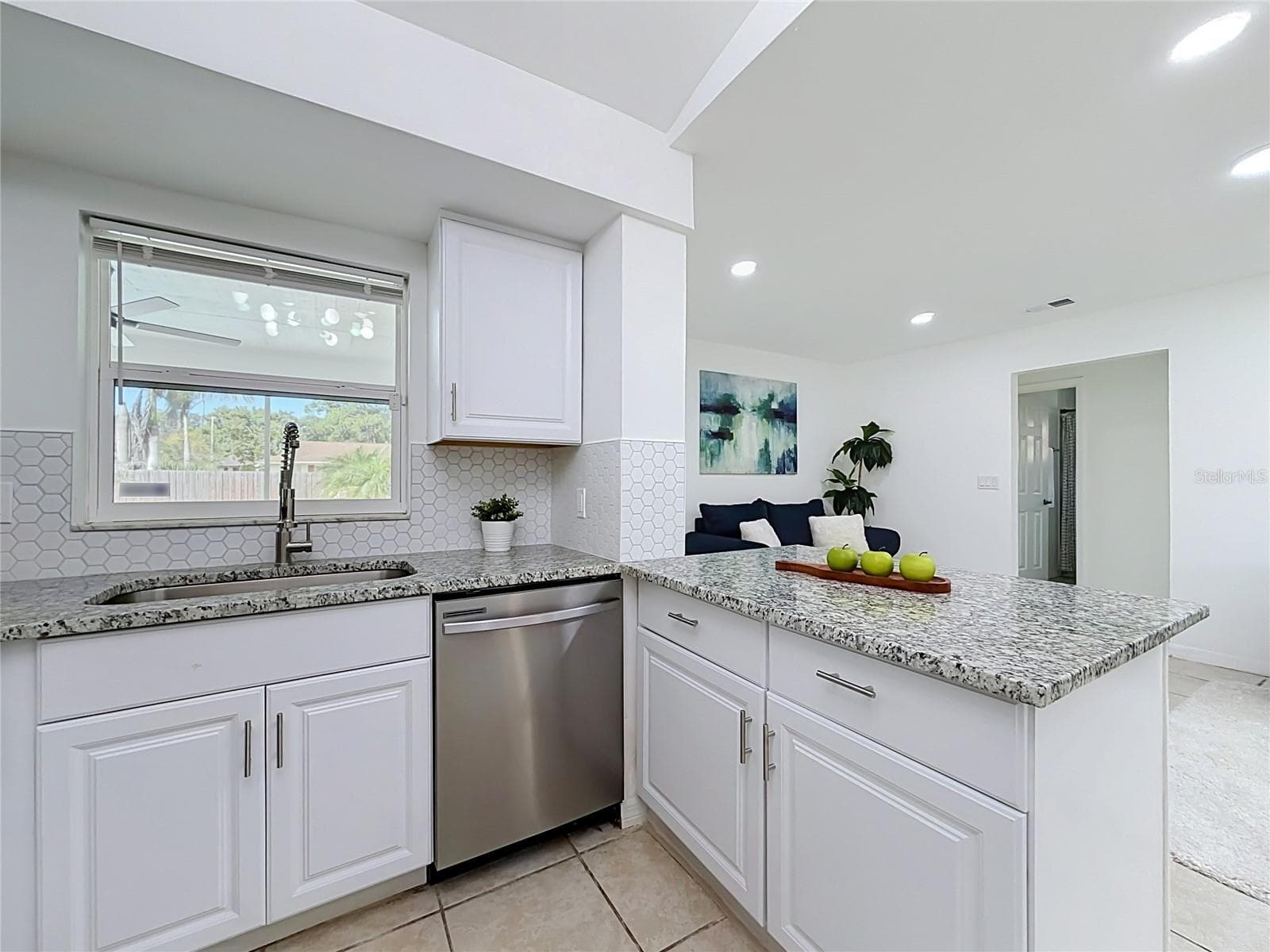 Single Family Residence at 3354 TCU BLVD, ORLANDO, photo 12 of 32