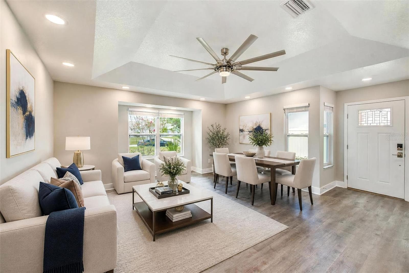 Virtually staged - 3106 FEATHERWOOD CT, CLEARWATER