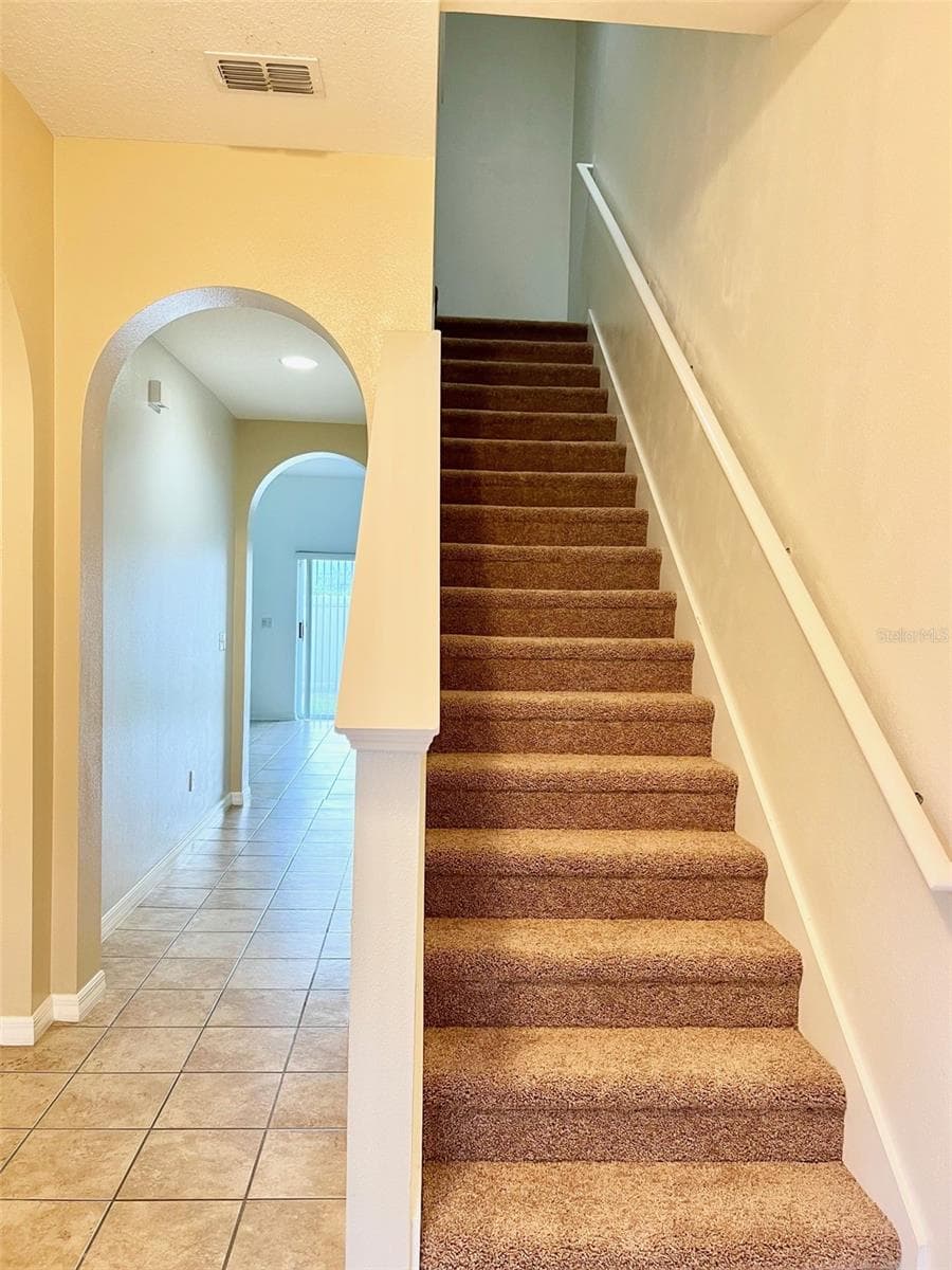 Townhouse at 12137 CITRUSWOOD DR, ORLANDO, photo 2 of 30