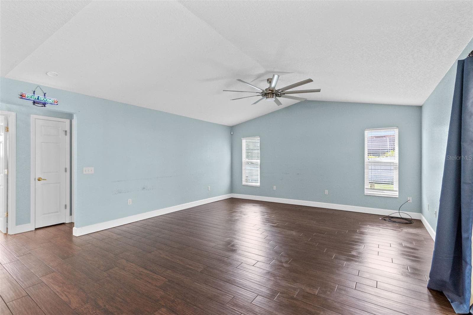 Single Family Residence at 2625 HIGHLANDS VUE CT, LAKELAND, photo 14 of 42