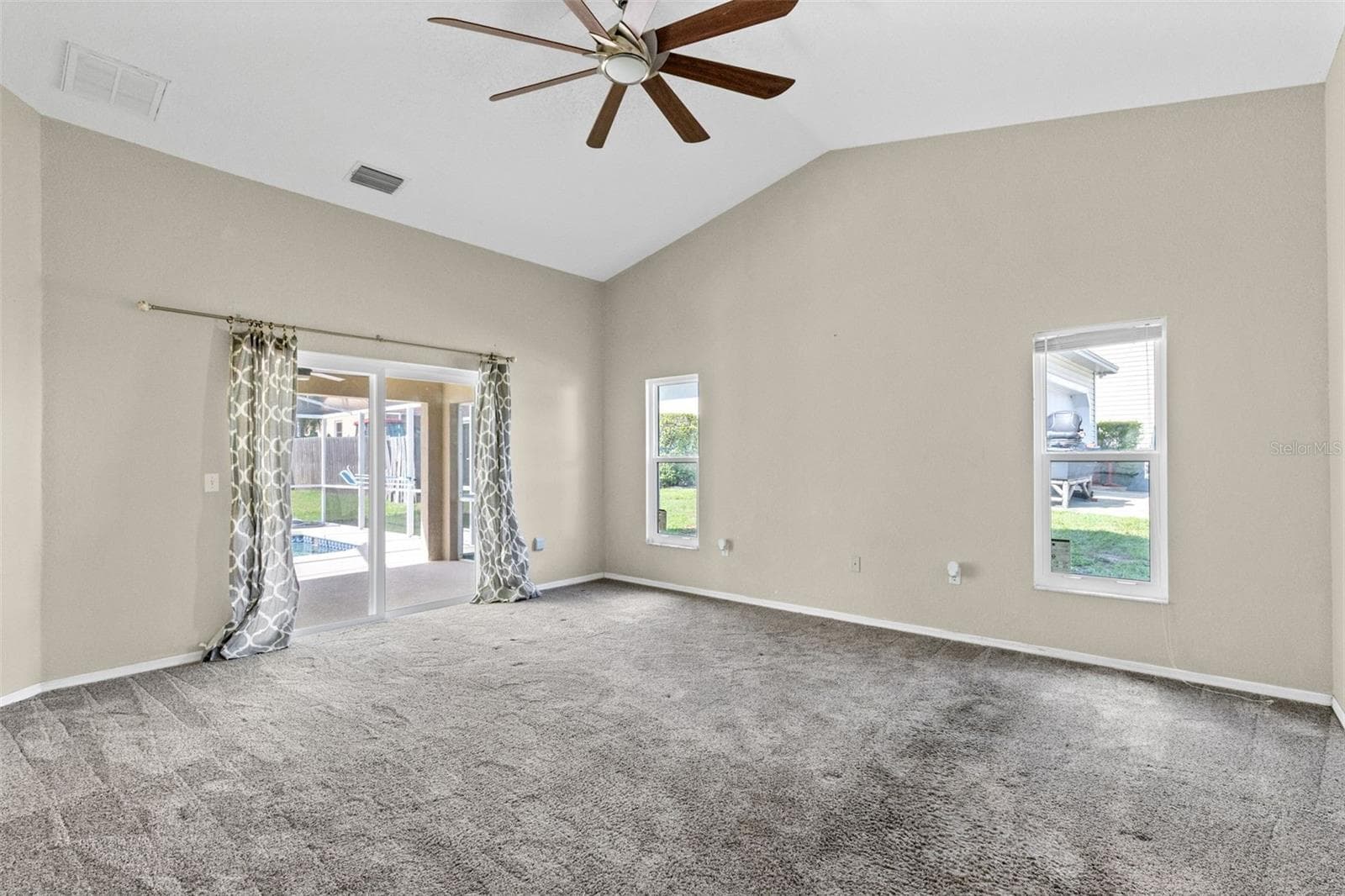 Single Family Residence at 2625 HIGHLANDS VUE CT, LAKELAND, photo 16 of 42
