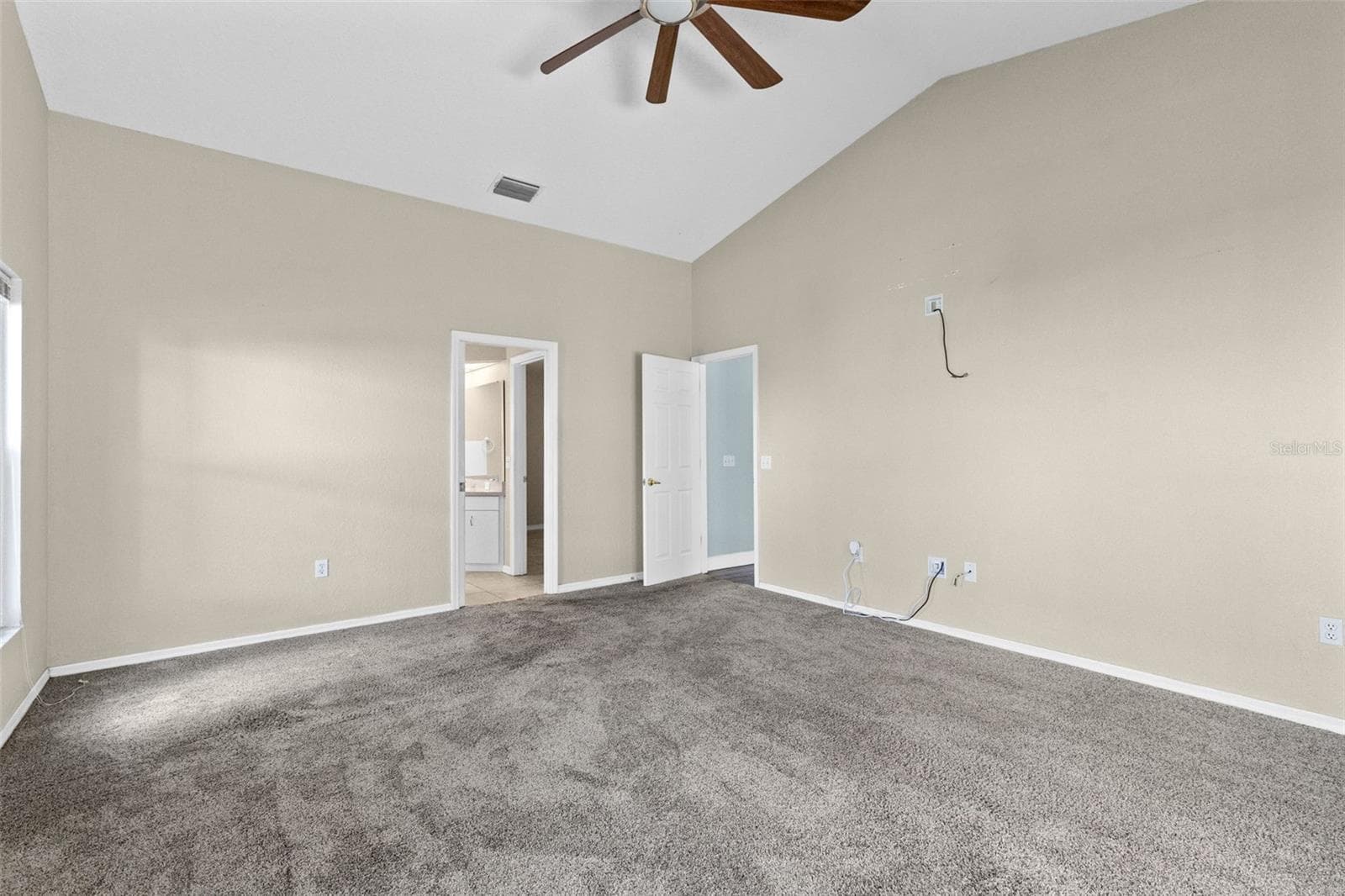 Single Family Residence at 2625 HIGHLANDS VUE CT, LAKELAND, photo 17 of 42