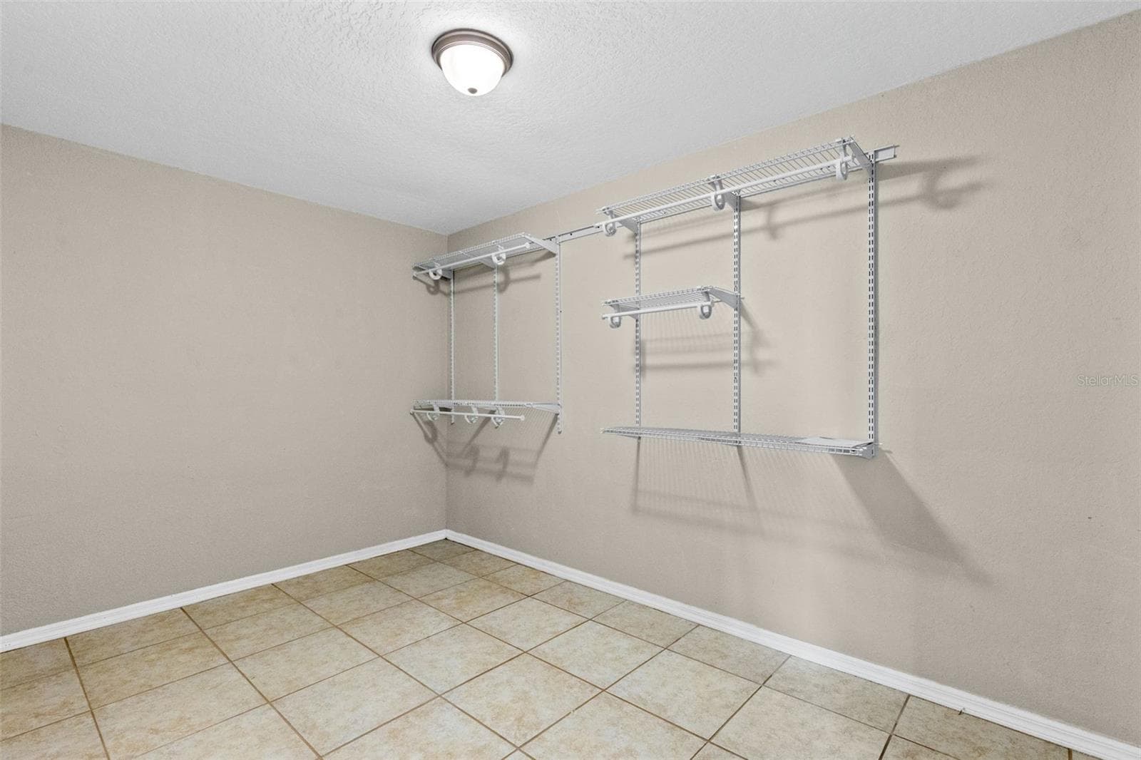 Single Family Residence at 2625 HIGHLANDS VUE CT, LAKELAND, photo 20 of 42