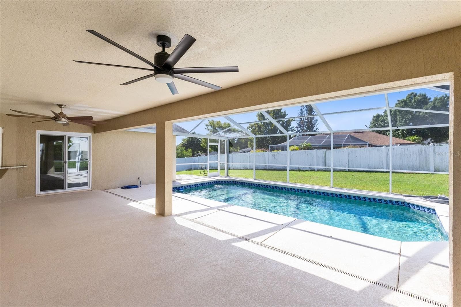 Single Family Residence at 2625 HIGHLANDS VUE CT, LAKELAND, photo 27 of 42