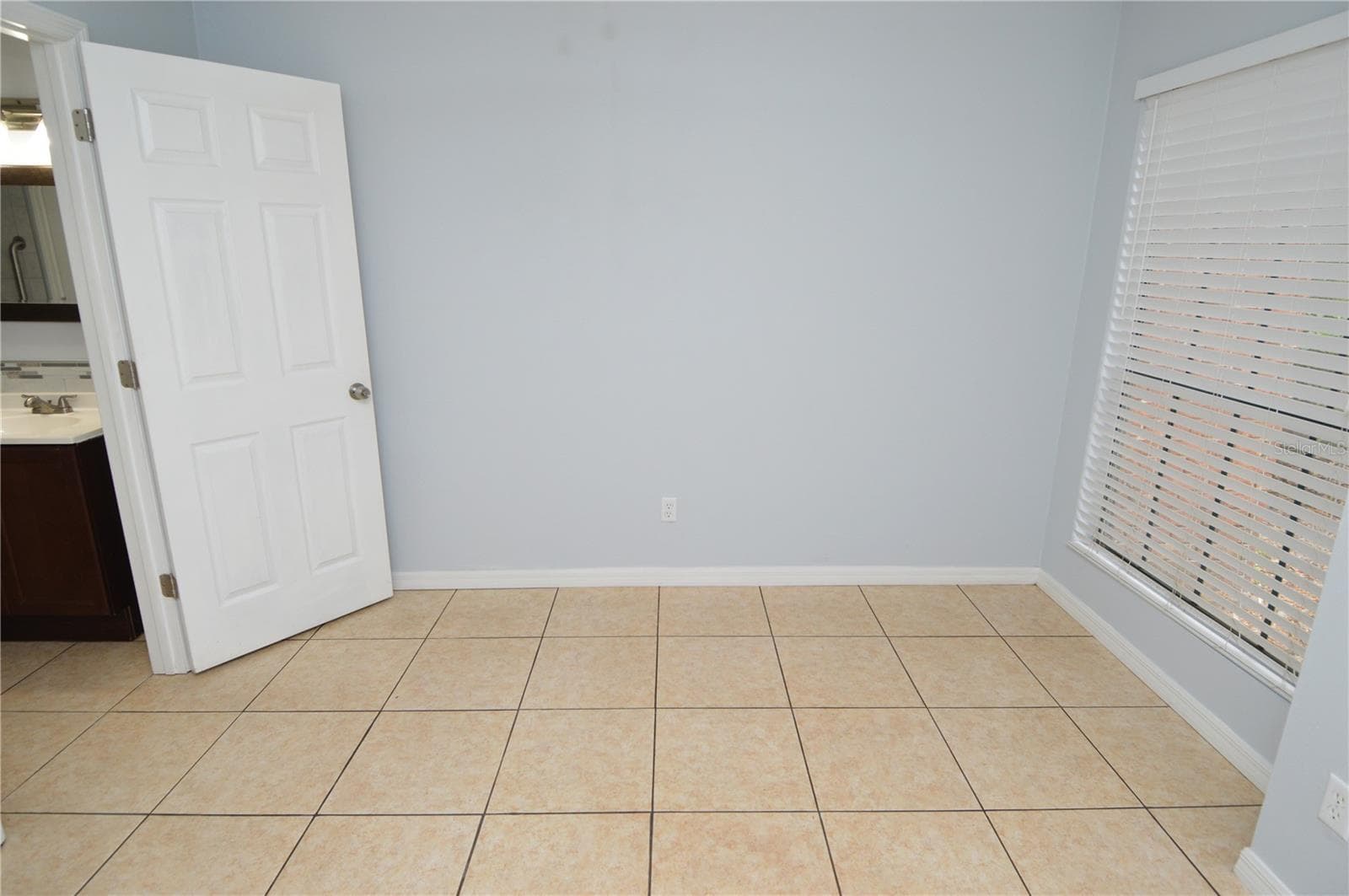 Condominium at 8617 FANCY FINCH DR #101, TAMPA, photo 26 of 87