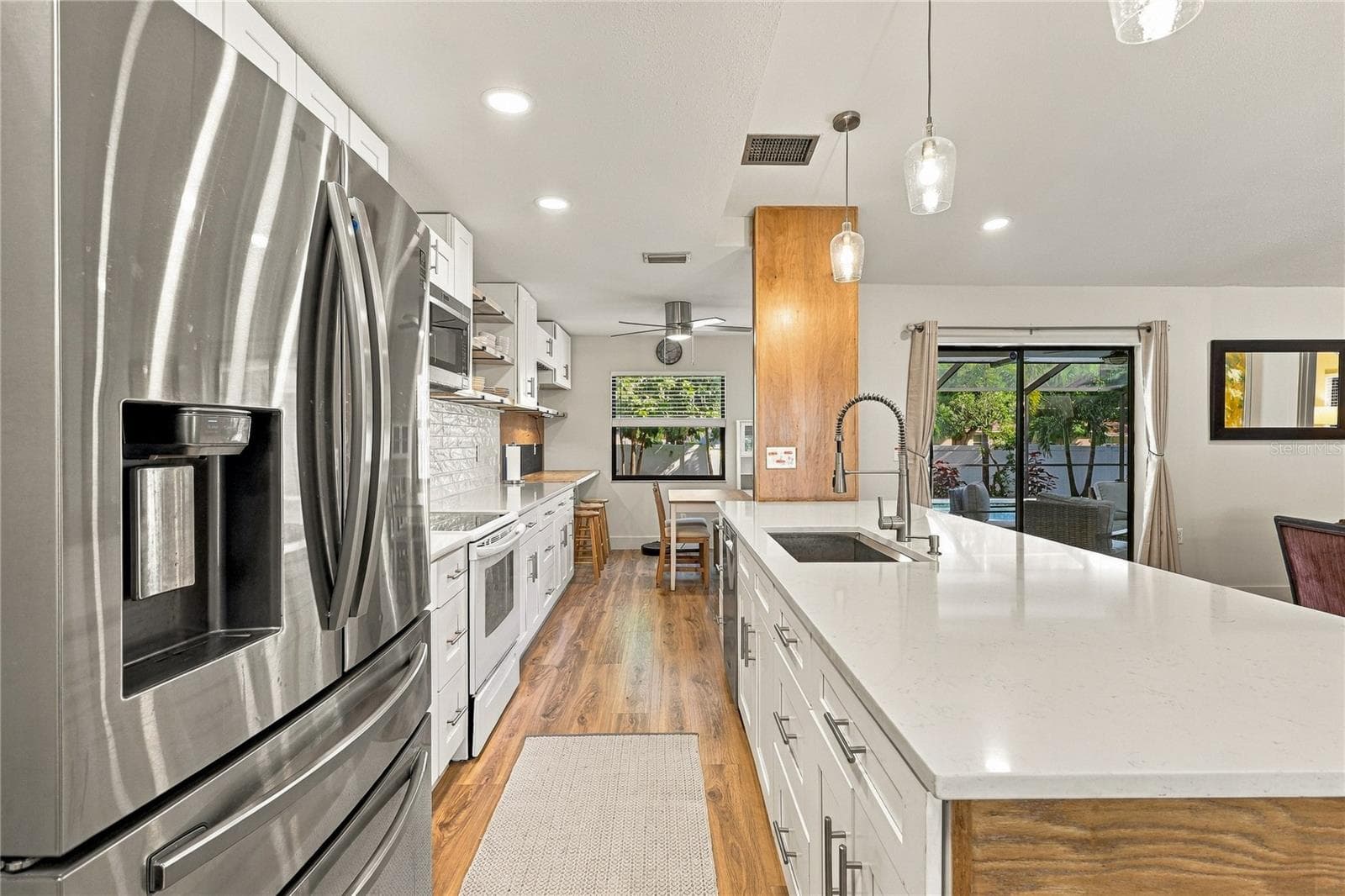 Single Family Residence at 410 72ND ST NW, BRADENTON, photo 12 of 46