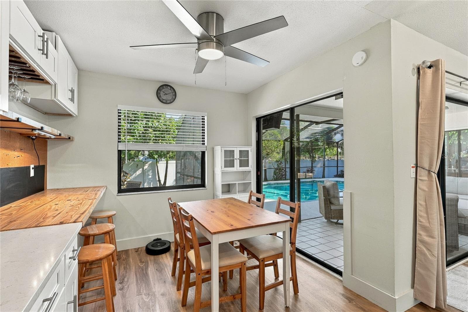 Single Family Residence at 410 72ND ST NW, BRADENTON, photo 15 of 46