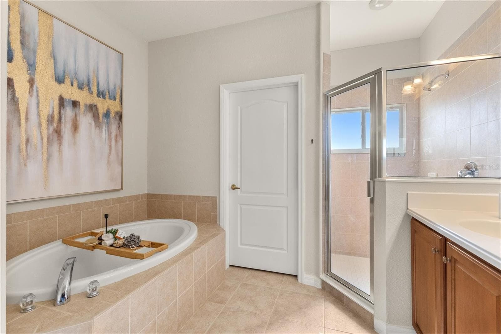 Master bathroom - 11504 DANCING RIVER DR, VENICE