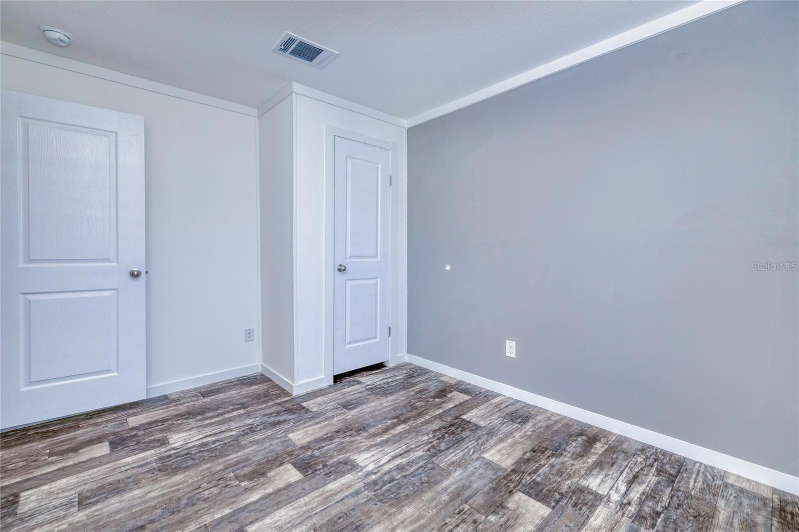 Modular Home at 6720 VILLAVIEW DR, PUNTA GORDA, photo 6 of 21