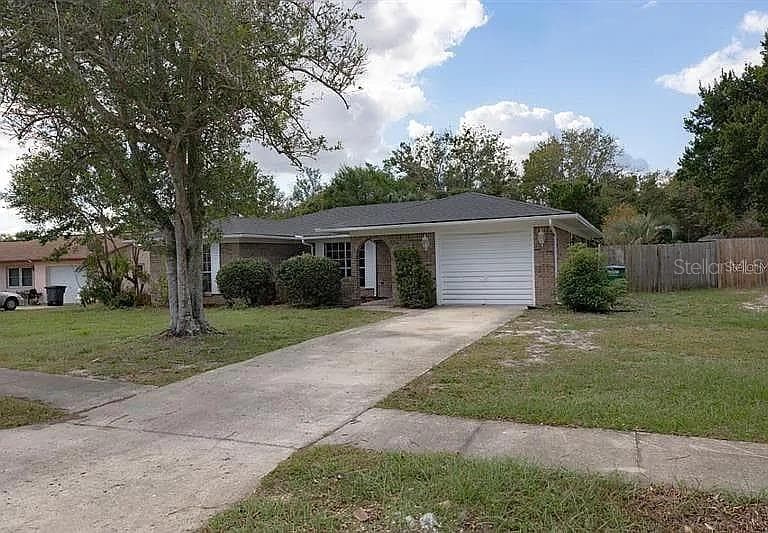 Single Family Residence at 1200 LAWRENCE AVE, DELTONA, photo 4 of 12