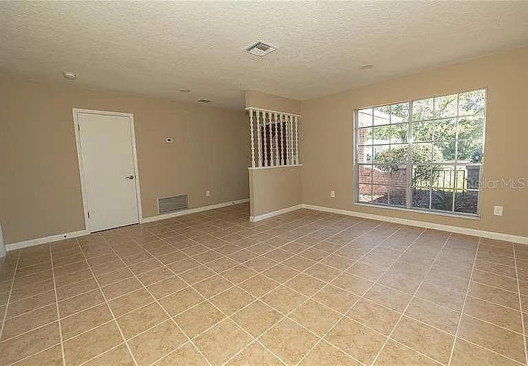 Single Family Residence at 1200 LAWRENCE AVE, DELTONA, photo 6 of 12