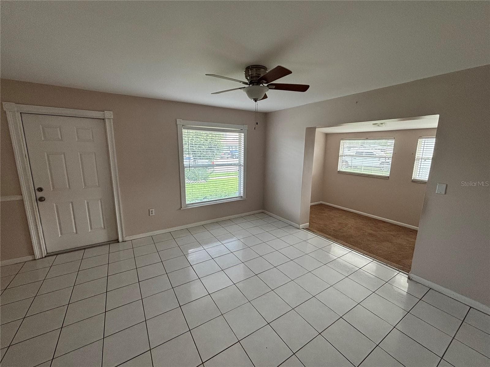 Single Family Residence at 7109 LIMESTONE LN, TAMPA, photo 4 of 13