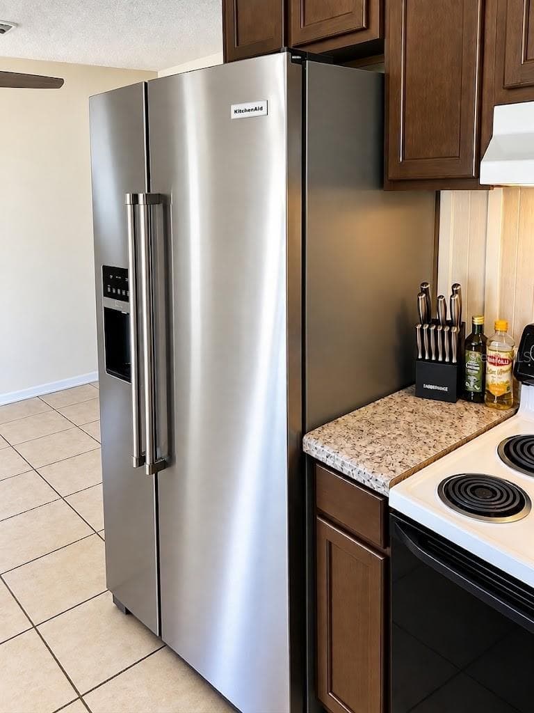 Single Family Residence at 205 MILLER MAC RD, APOLLO BEACH, photo 9 of 27