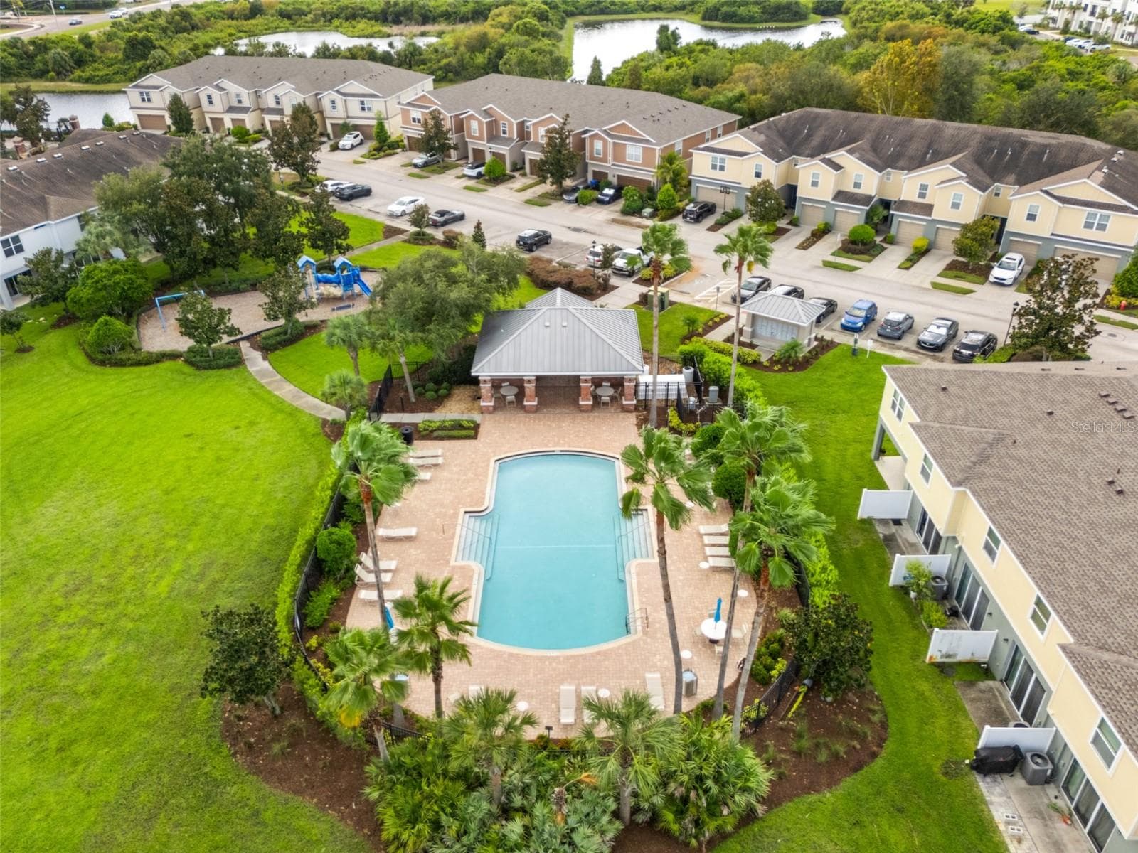 Townhouse at 4741 WHITE SANDERLING CT, TAMPA, photo 49 of 58