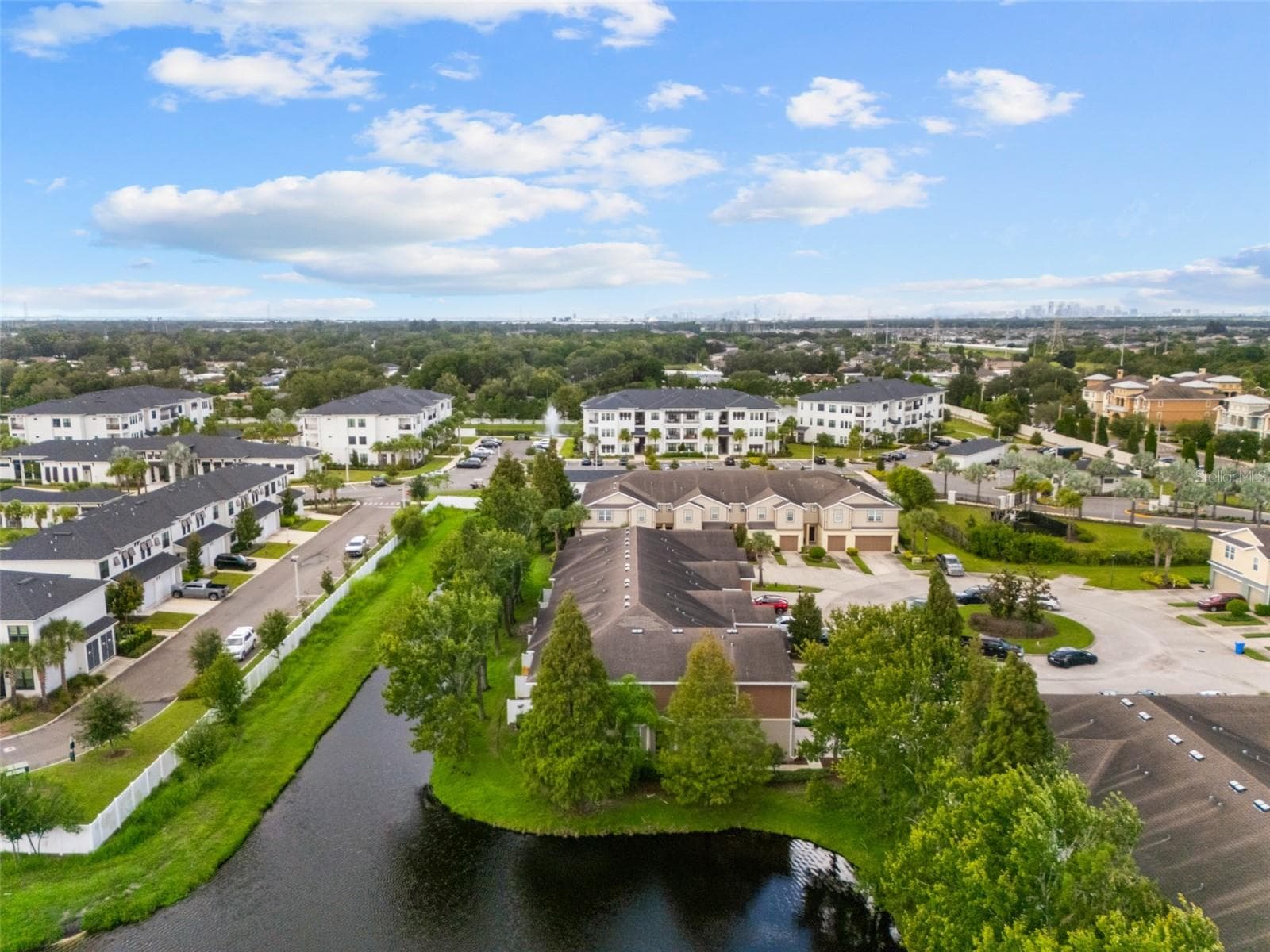 Townhouse at 4741 WHITE SANDERLING CT, TAMPA, photo 54 of 58