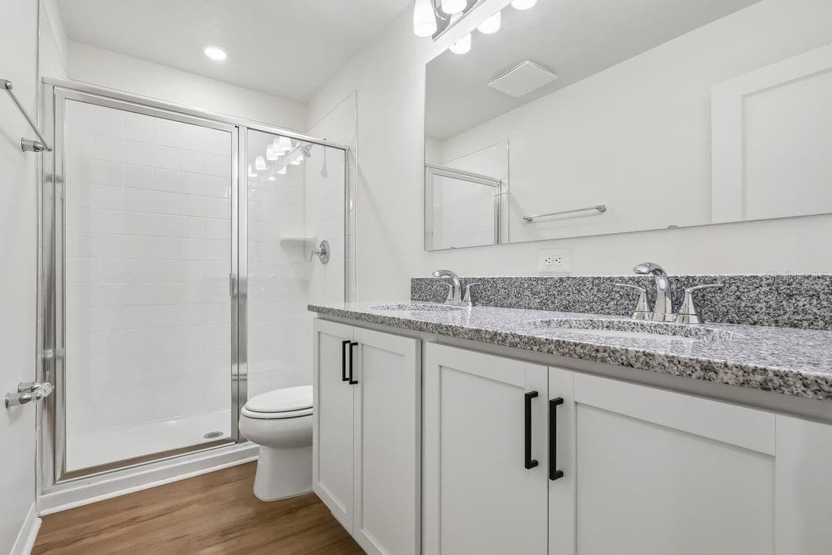 Townhouse at 403 SEQUOIA DR, LAKE WALES, photo 11 of 17