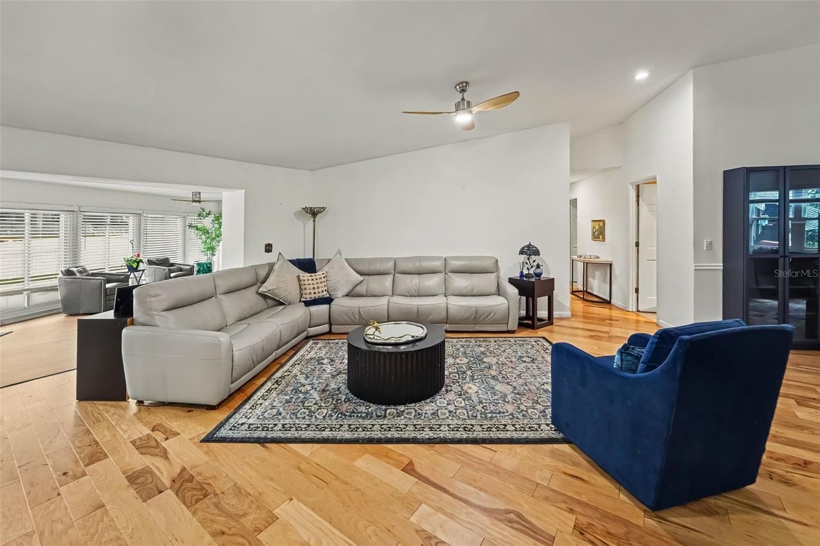 Single Family Residence at 921 COLLEGE HILL DR, CLEARWATER, photo 15 of 66