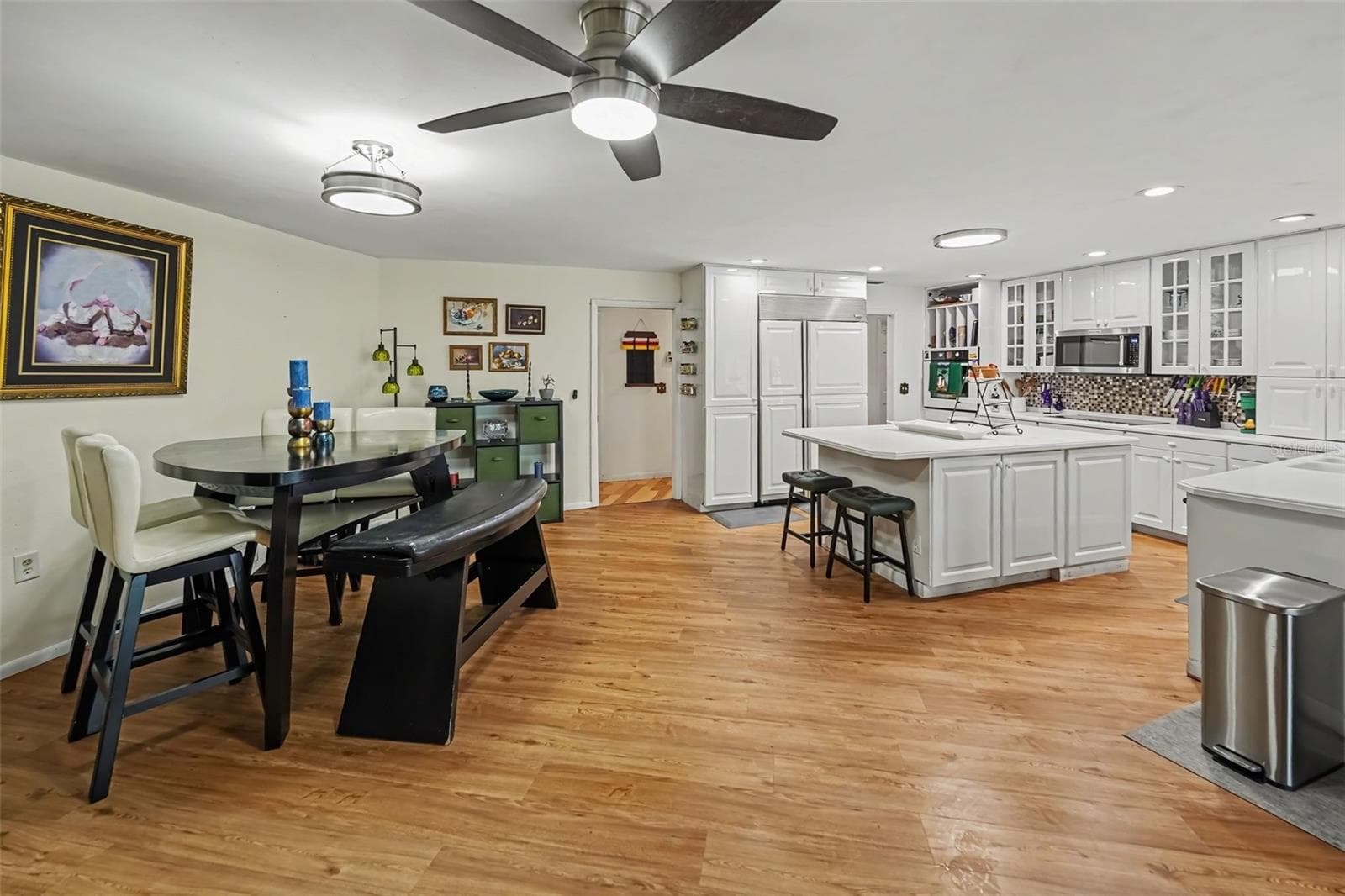 Single Family Residence at 921 COLLEGE HILL DR, CLEARWATER, photo 20 of 66