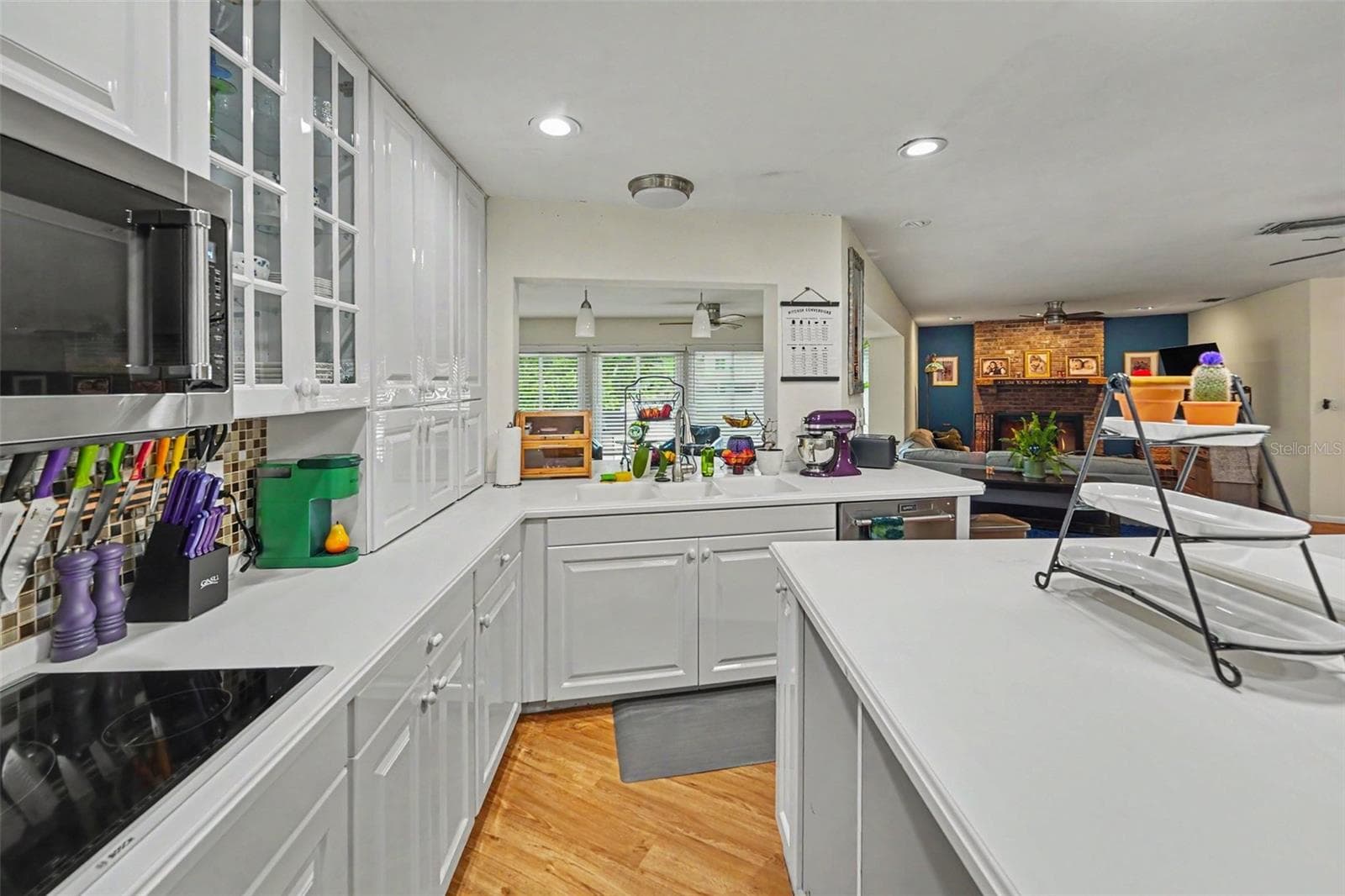 Single Family Residence at 921 COLLEGE HILL DR, CLEARWATER, photo 24 of 66