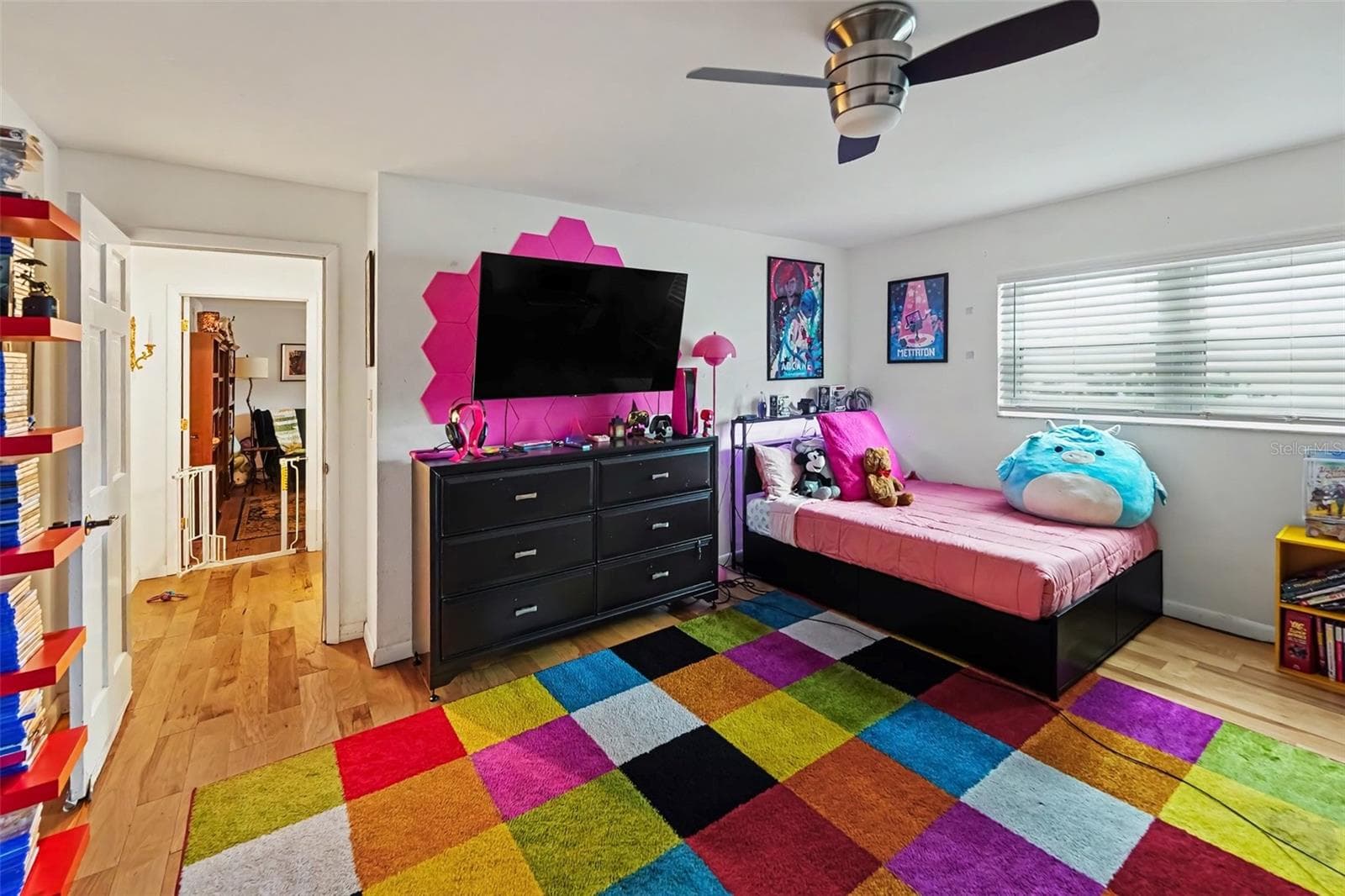 Single Family Residence at 921 COLLEGE HILL DR, CLEARWATER, photo 44 of 66