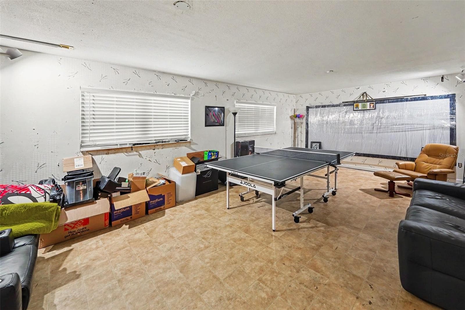 Single Family Residence at 921 COLLEGE HILL DR, CLEARWATER, photo 52 of 66