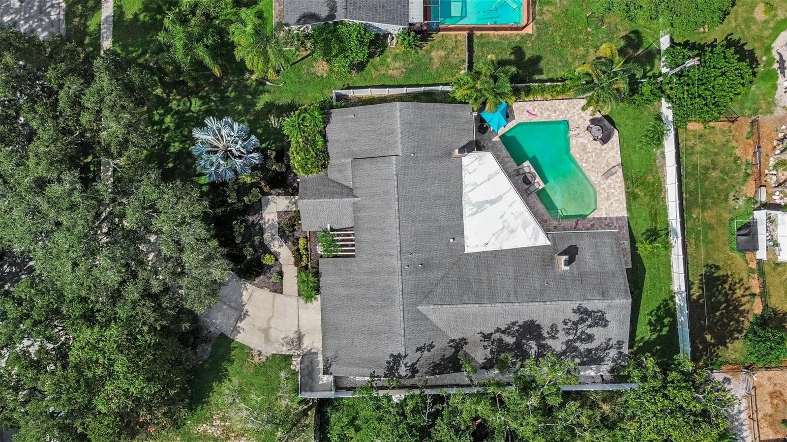 Single Family Residence at 921 COLLEGE HILL DR, CLEARWATER, photo 6 of 66