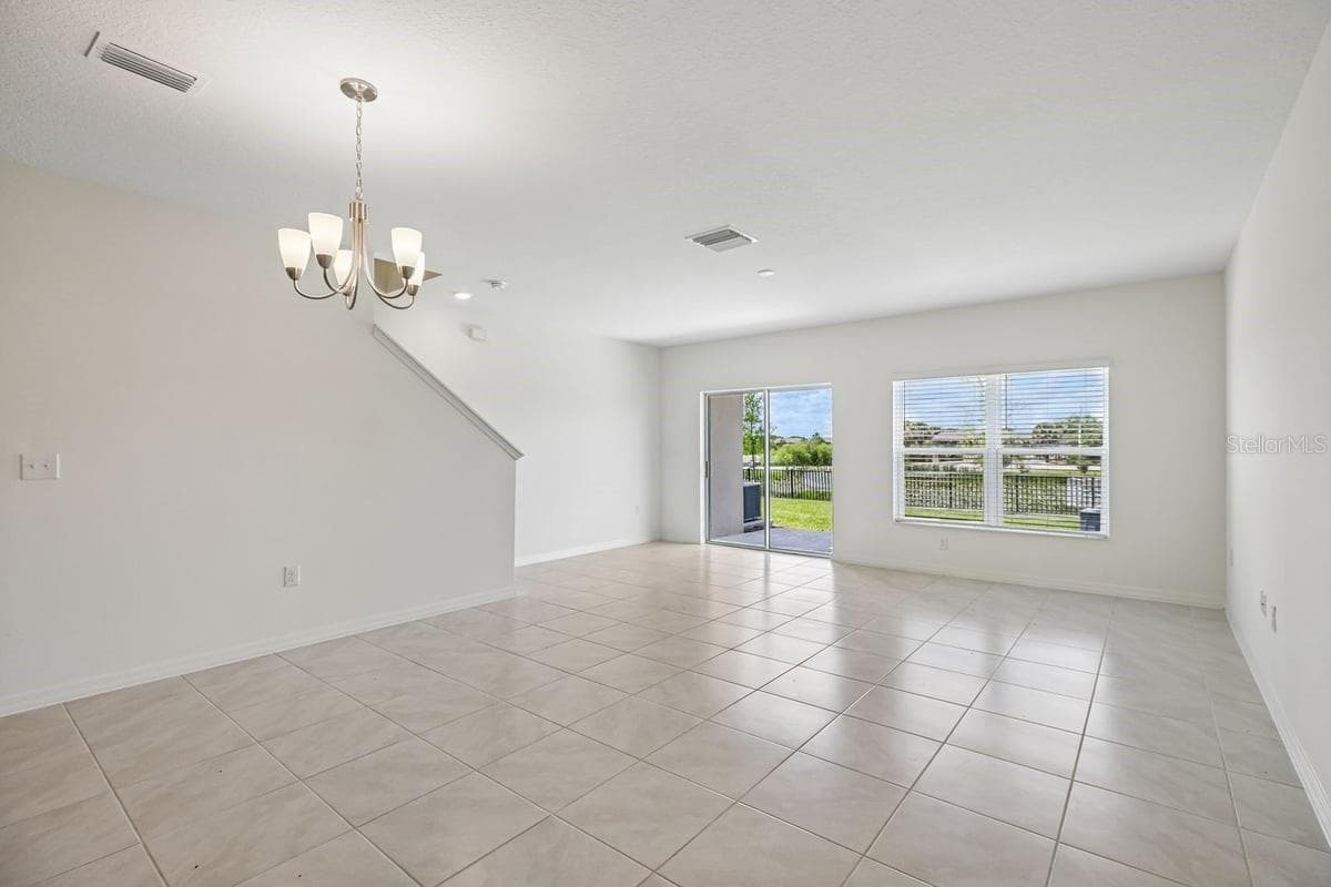 Townhouse at 382 SEQUOIA DR, LAKE WALES, photo 3 of 18