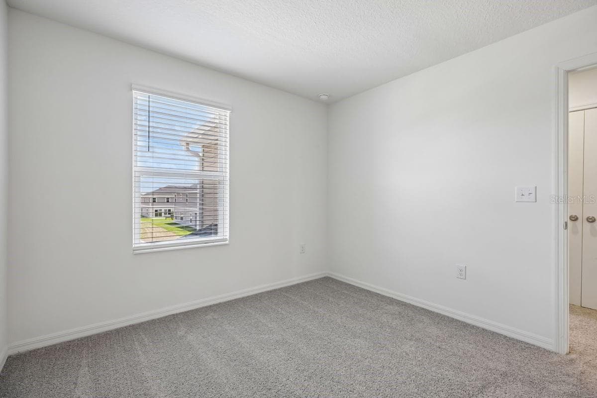 Townhouse at 382 SEQUOIA DR, LAKE WALES, photo 12 of 18