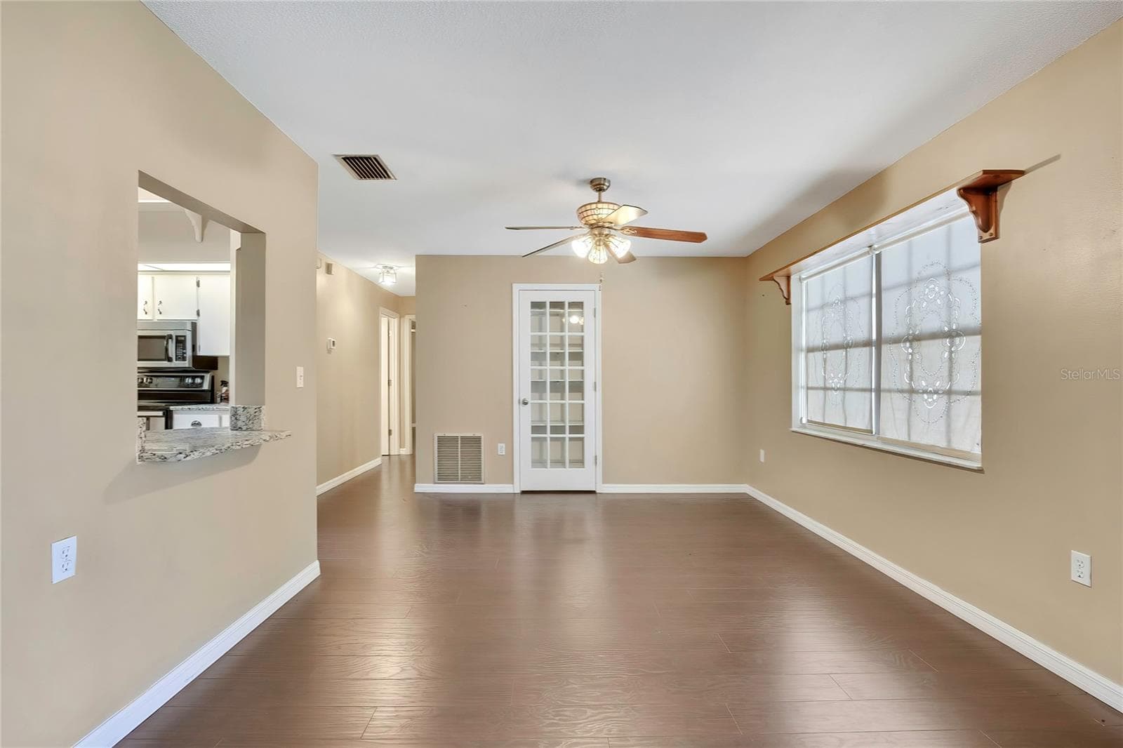Dining or flex space adjoining the main living area - 1097 FLORIAN WAY, SPRING HILL