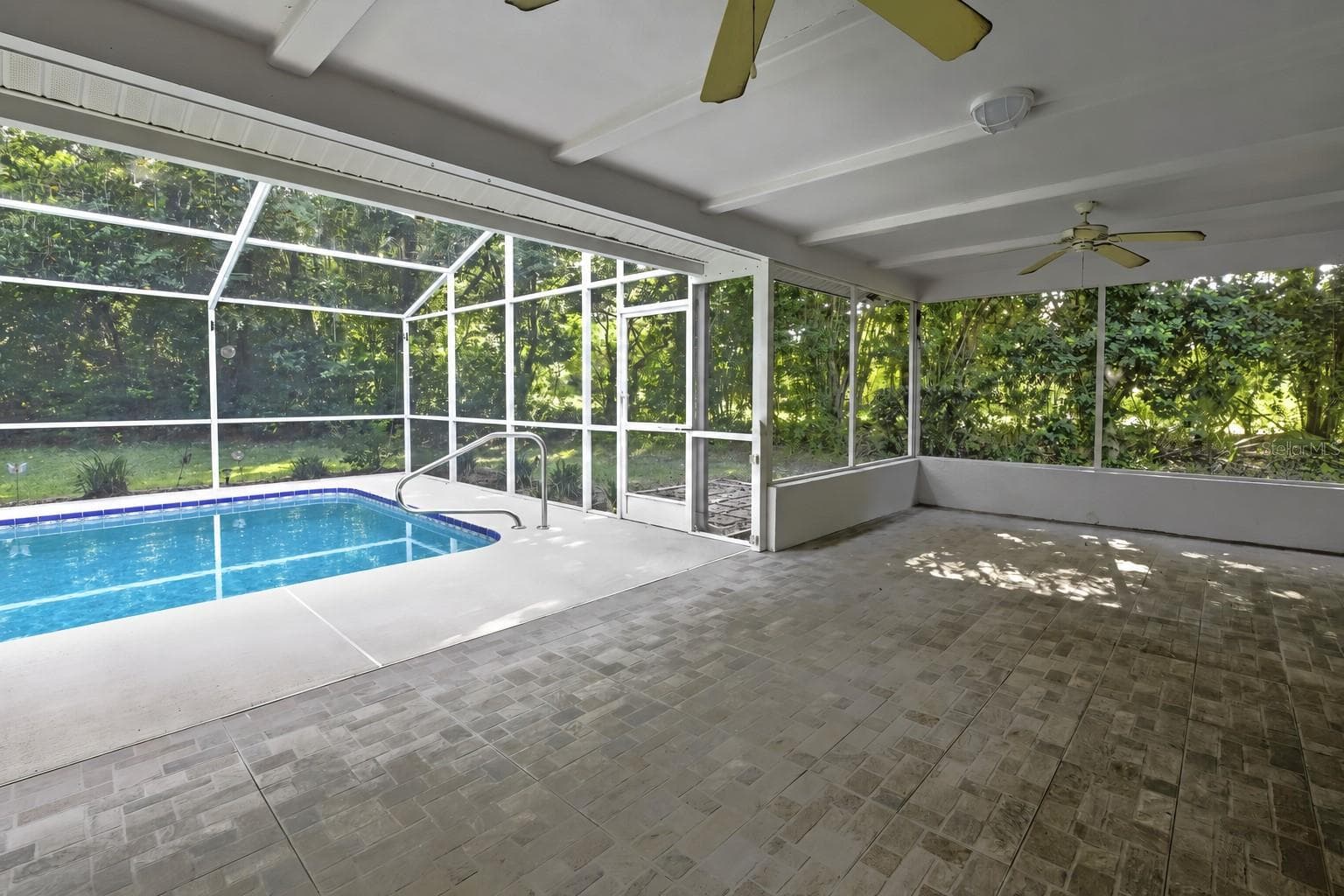 Brick-paver patio with convenient exterior access - 1097 FLORIAN WAY, SPRING HILL