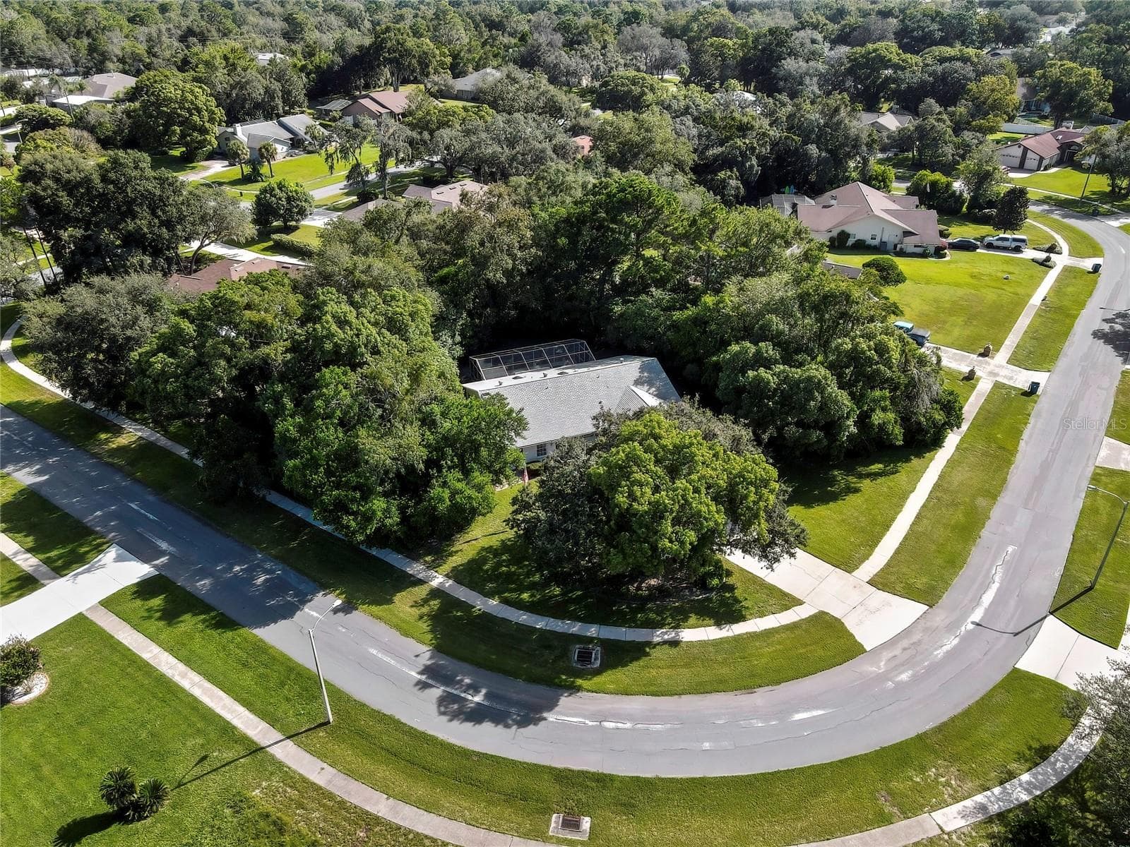 Aerial view highlighting the property’s corner position - 1097 FLORIAN WAY, SPRING HILL