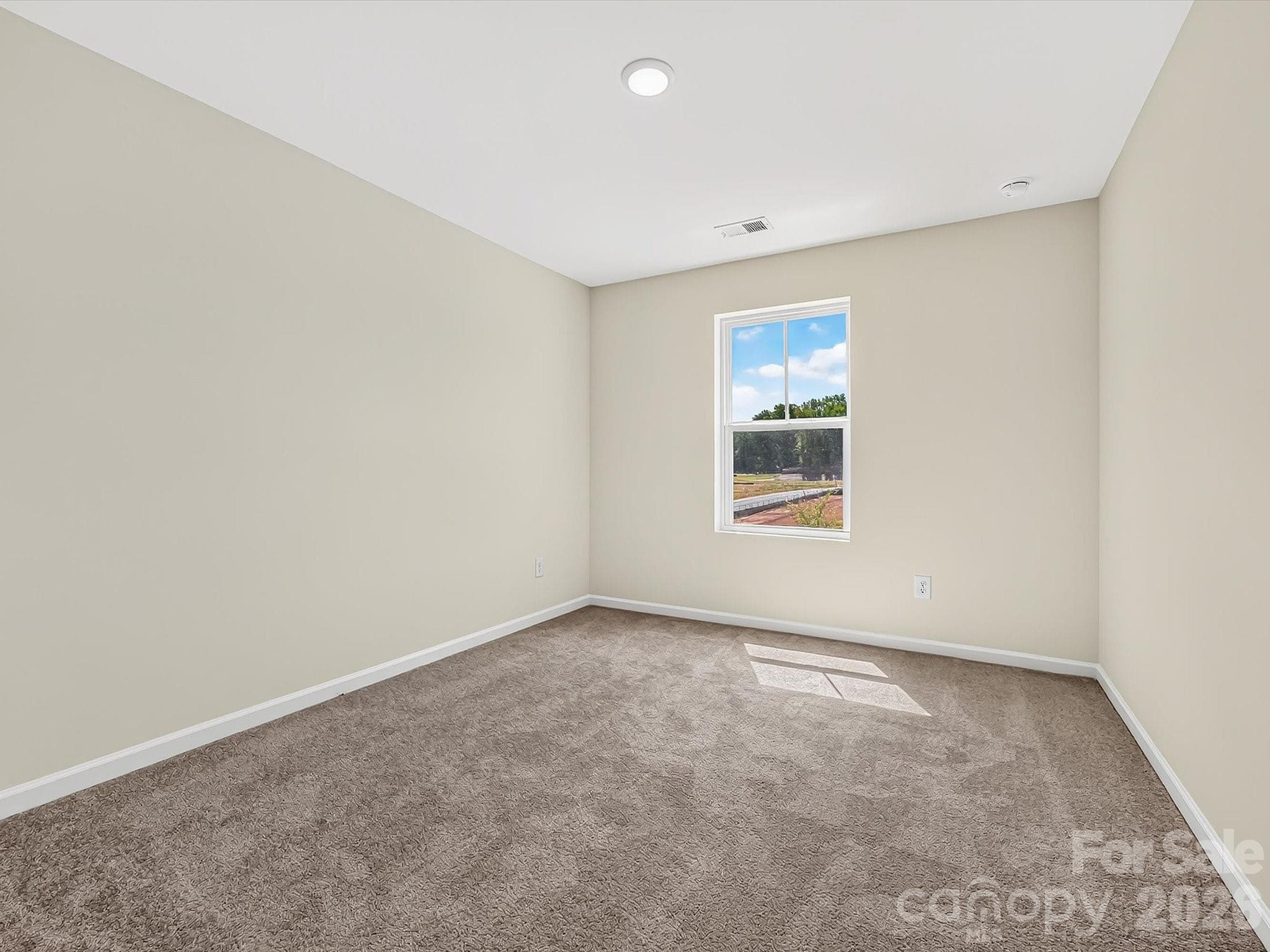 An Additional Secondary Bedroom on 2nd Floor - Charlotte