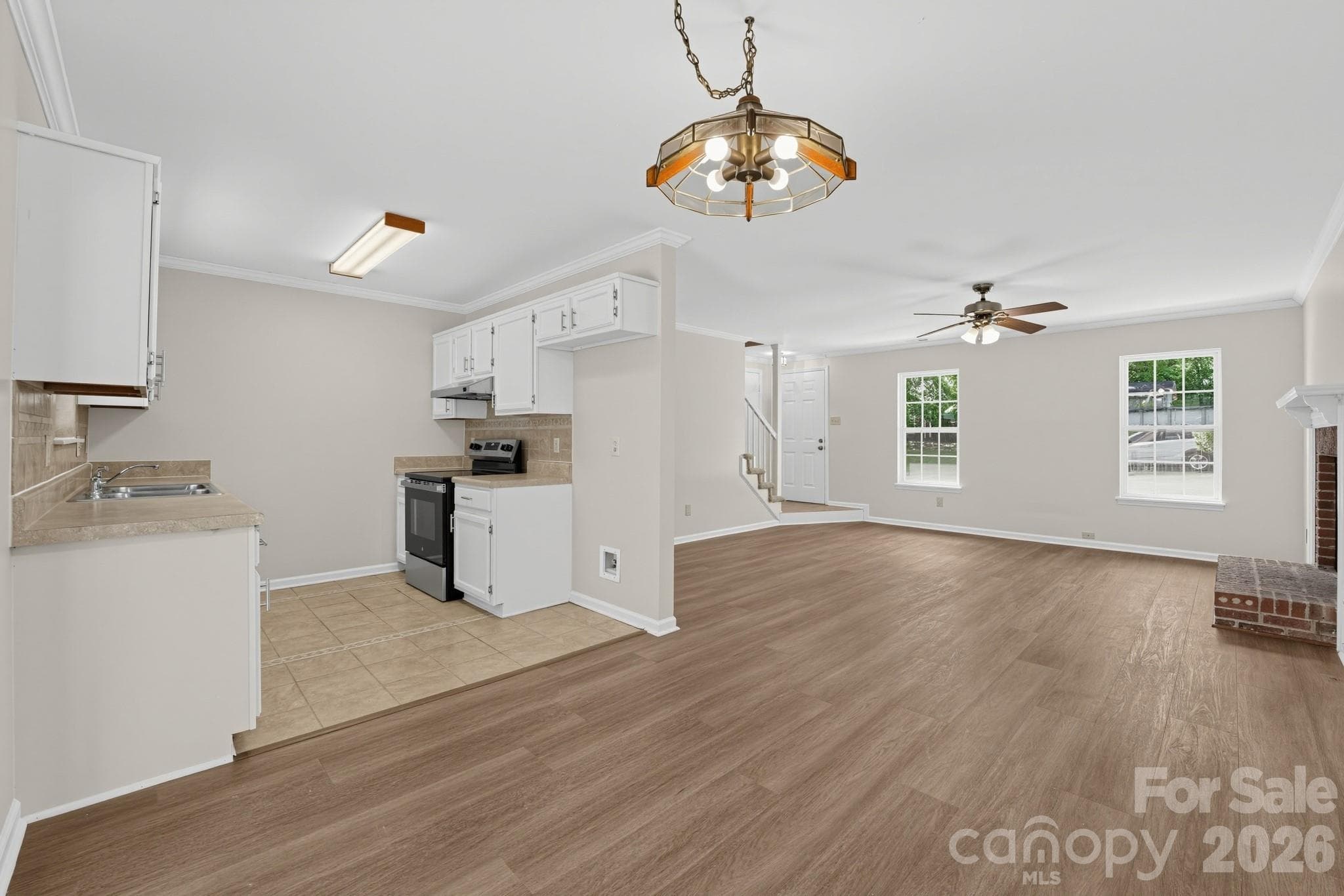 Single Family Residence at 6240 Round Hill Road, Charlotte, photo 8 of 18