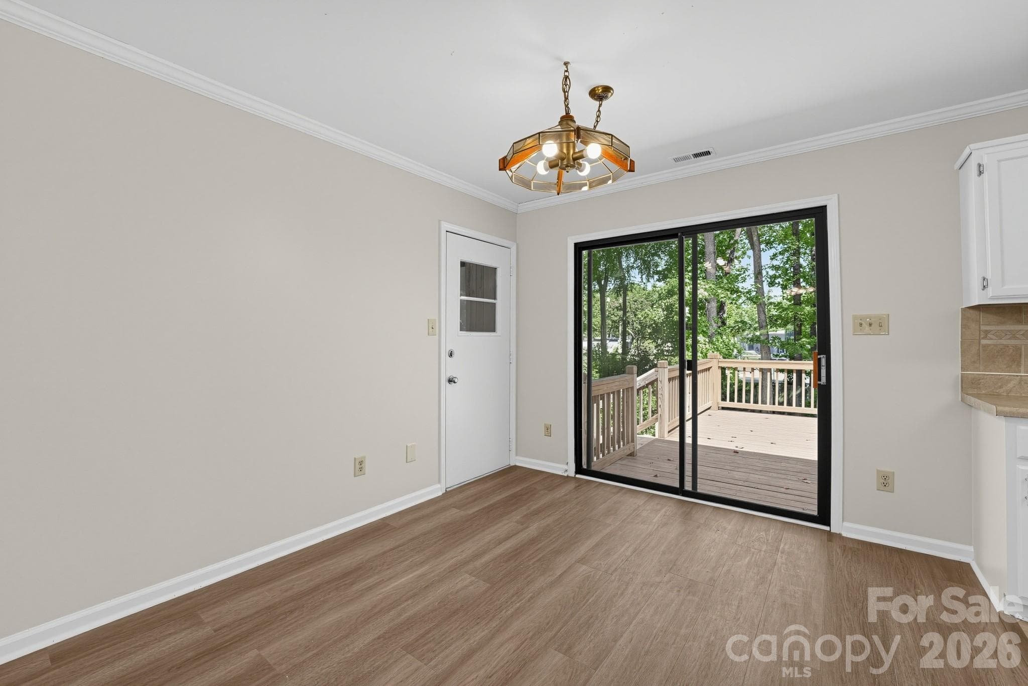 Single Family Residence at 6240 Round Hill Road, Charlotte, photo 10 of 18