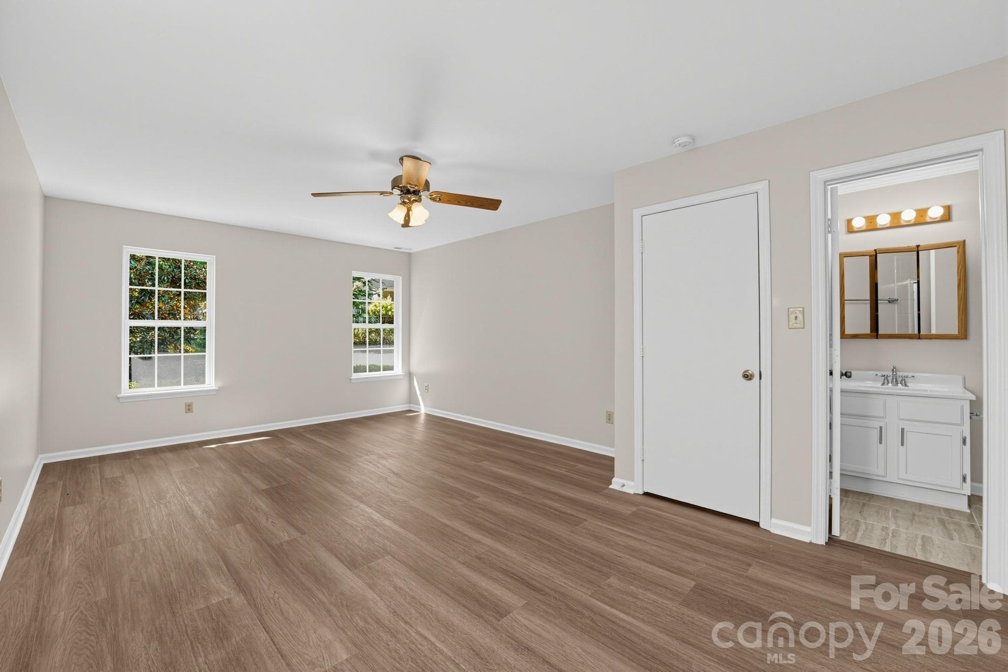 Single Family Residence at 6240 Round Hill Road, Charlotte, photo 12 of 18