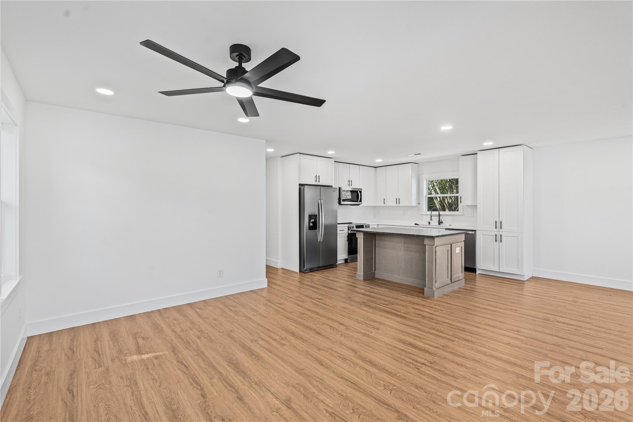 Single Family Residence at 1407 Birch Street, Kannapolis, photo 12 of 31