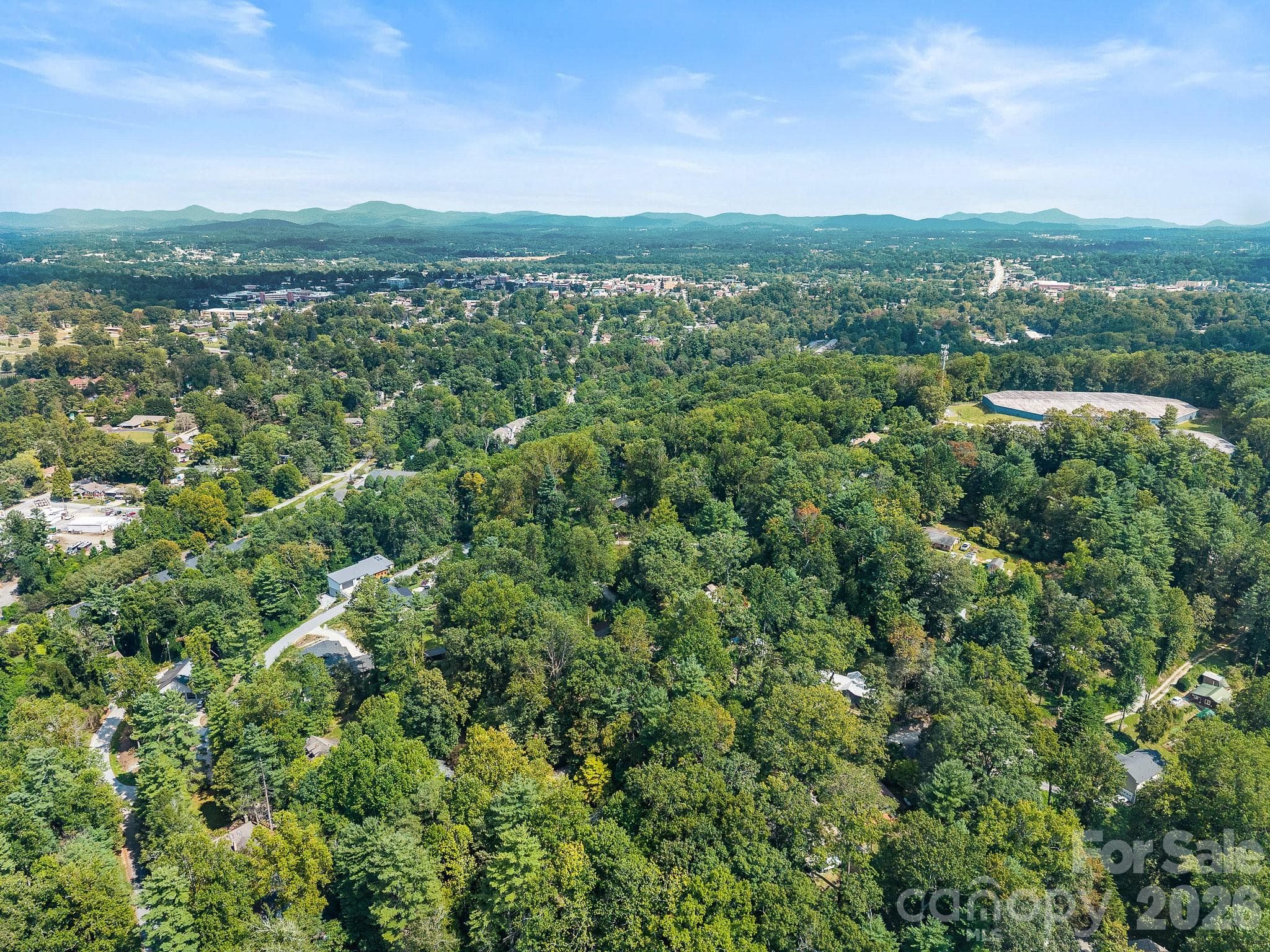 Downtown Hendersonville - 240 Seneca Boulevard, Hendersonville