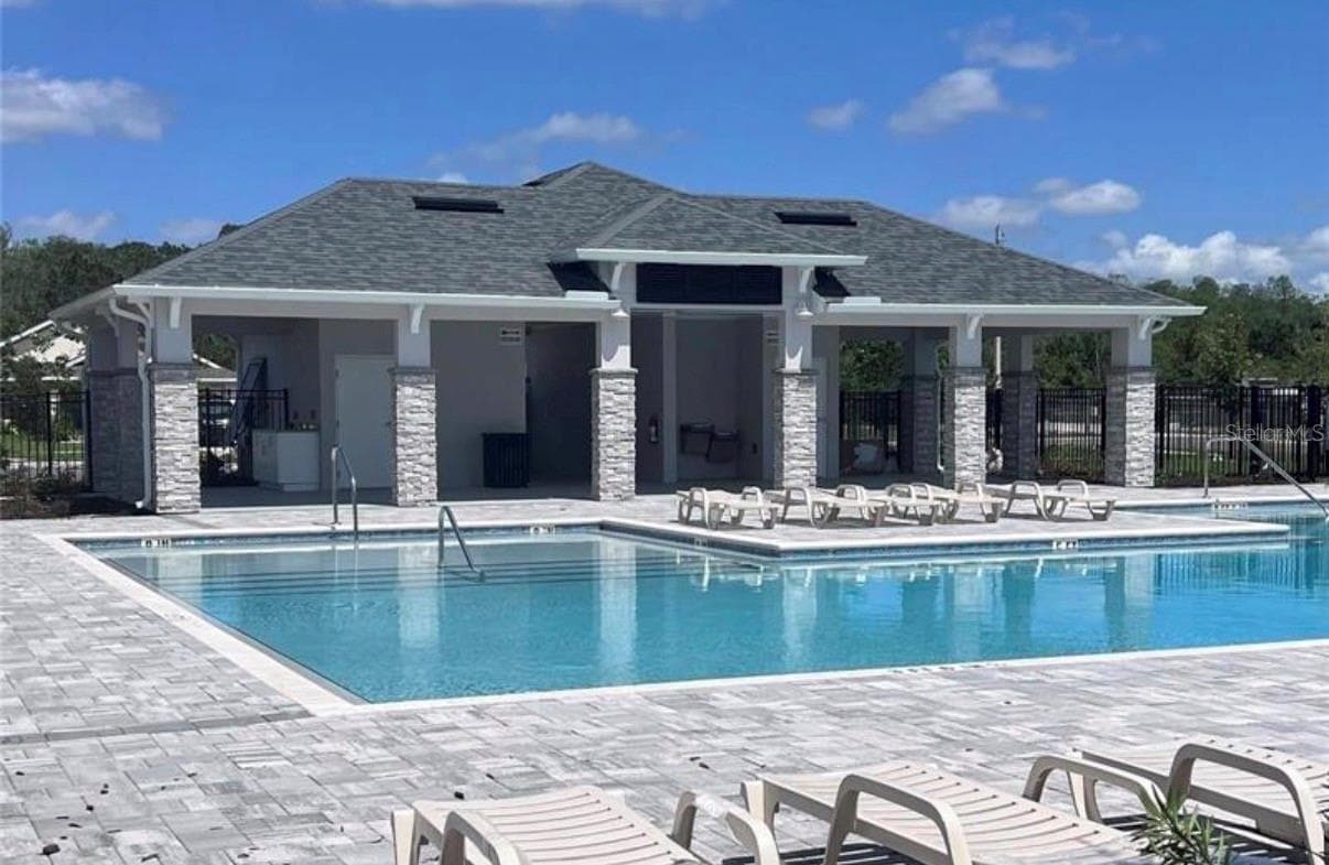 Community Pool - 7587 BENT TREE LOOP, ST CLOUD
