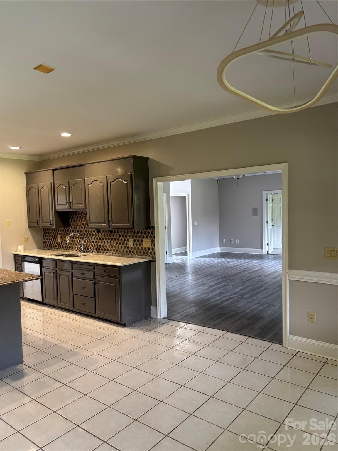 Single Family Residence at 1001 DownPatrick Lane NW, Concord, photo 13 of 39