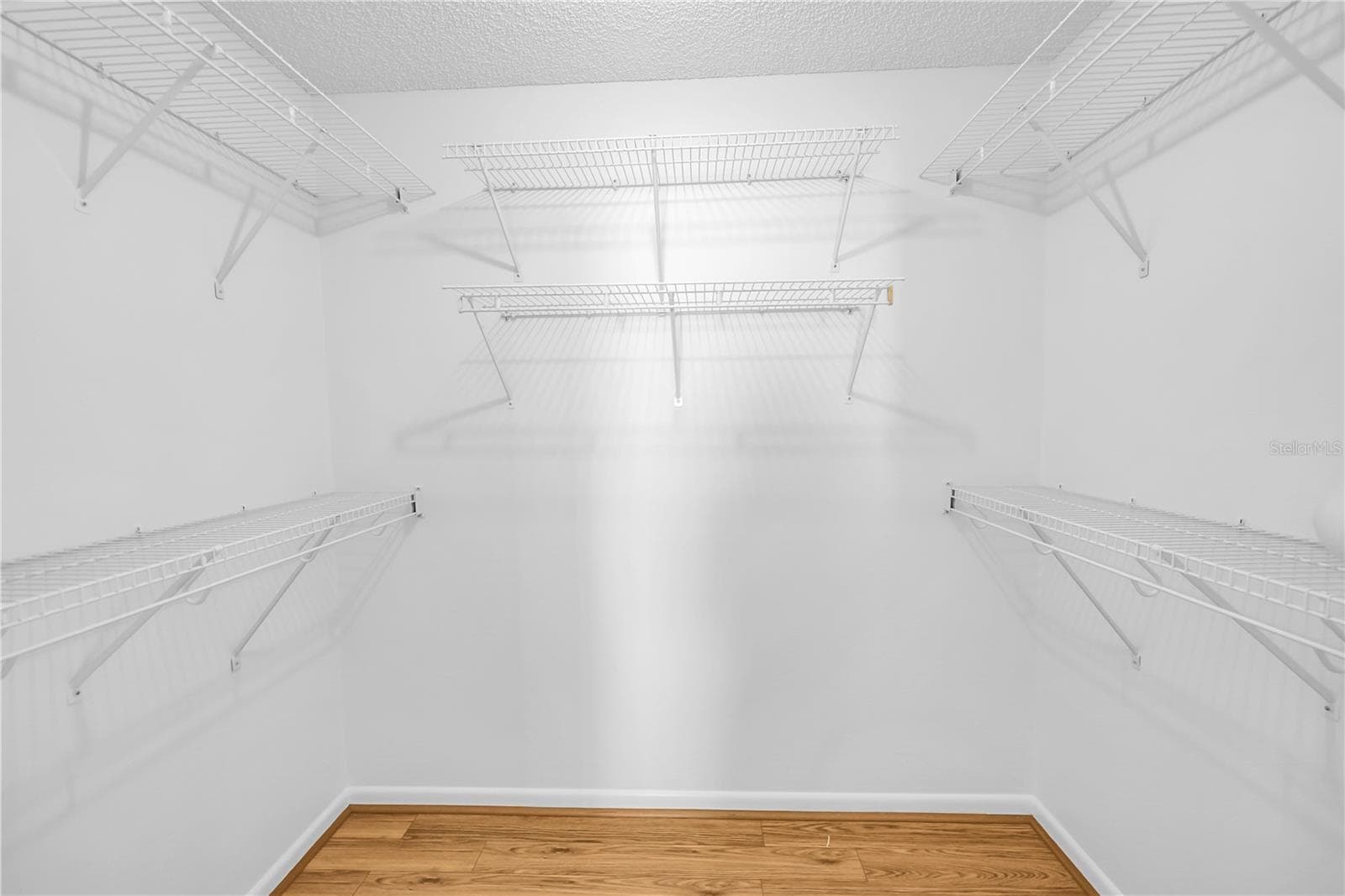 Primary Walk In Closet - 642 GLEN OAKS DR, LEESBURG