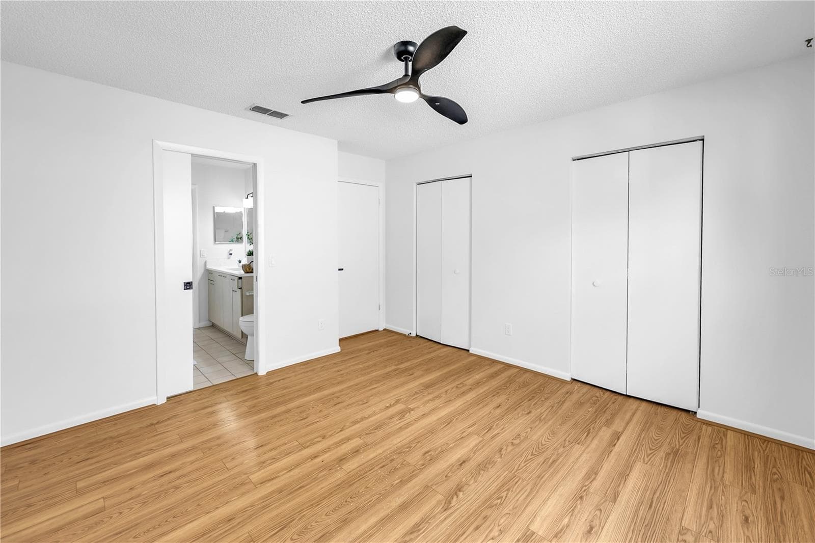 Single Family Residence at 642 GLEN OAKS DR, LEESBURG, photo 27 of 38