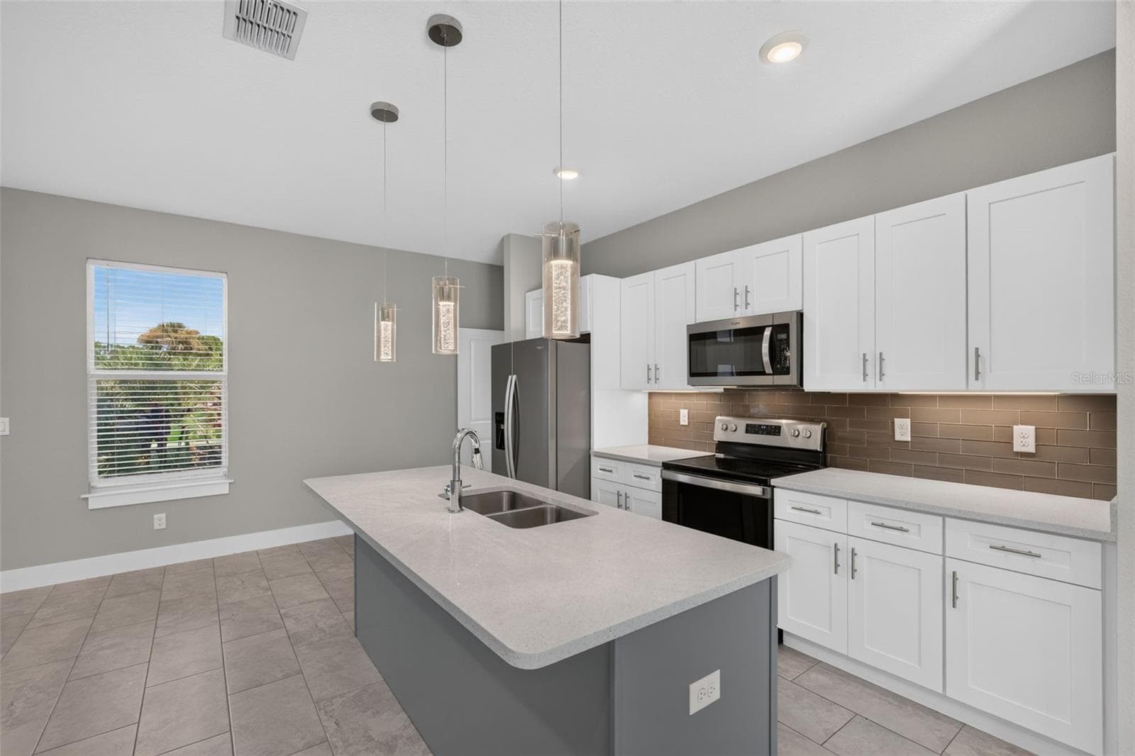 Kitchen - 5663 GREENHOUSE AVE, NORTH PORT