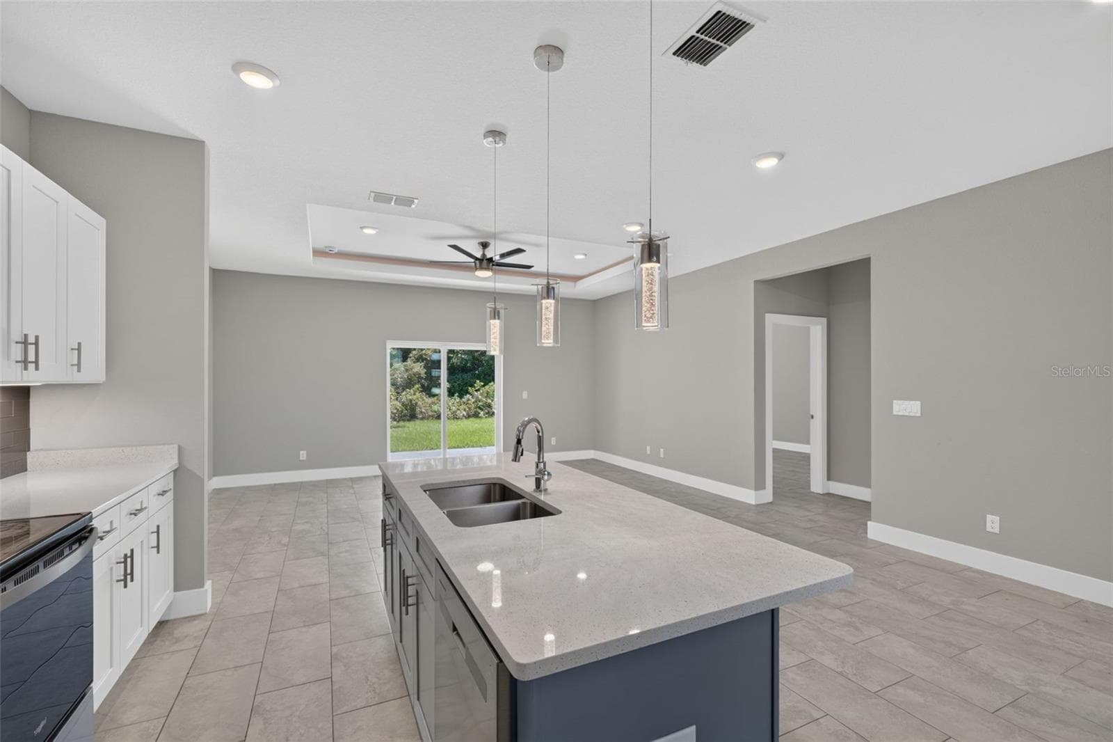 Kitchen - 5663 GREENHOUSE AVE, NORTH PORT