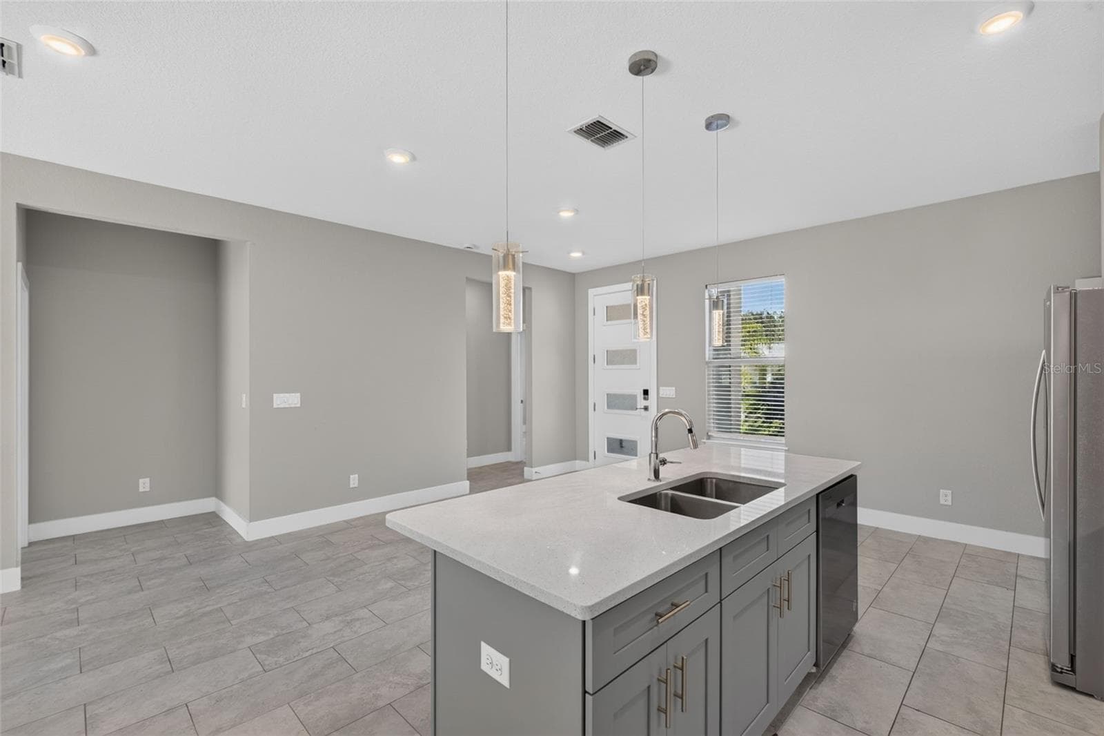 Kitchen & Front Entry Way - 5663 GREENHOUSE AVE, NORTH PORT