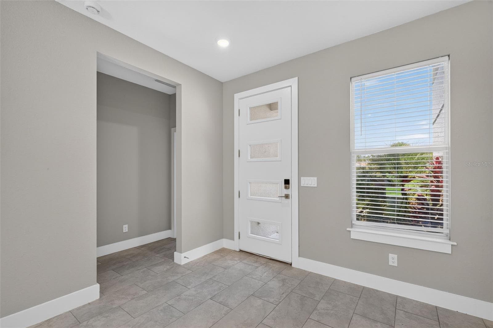 Front Entry Way - 5663 GREENHOUSE AVE, NORTH PORT