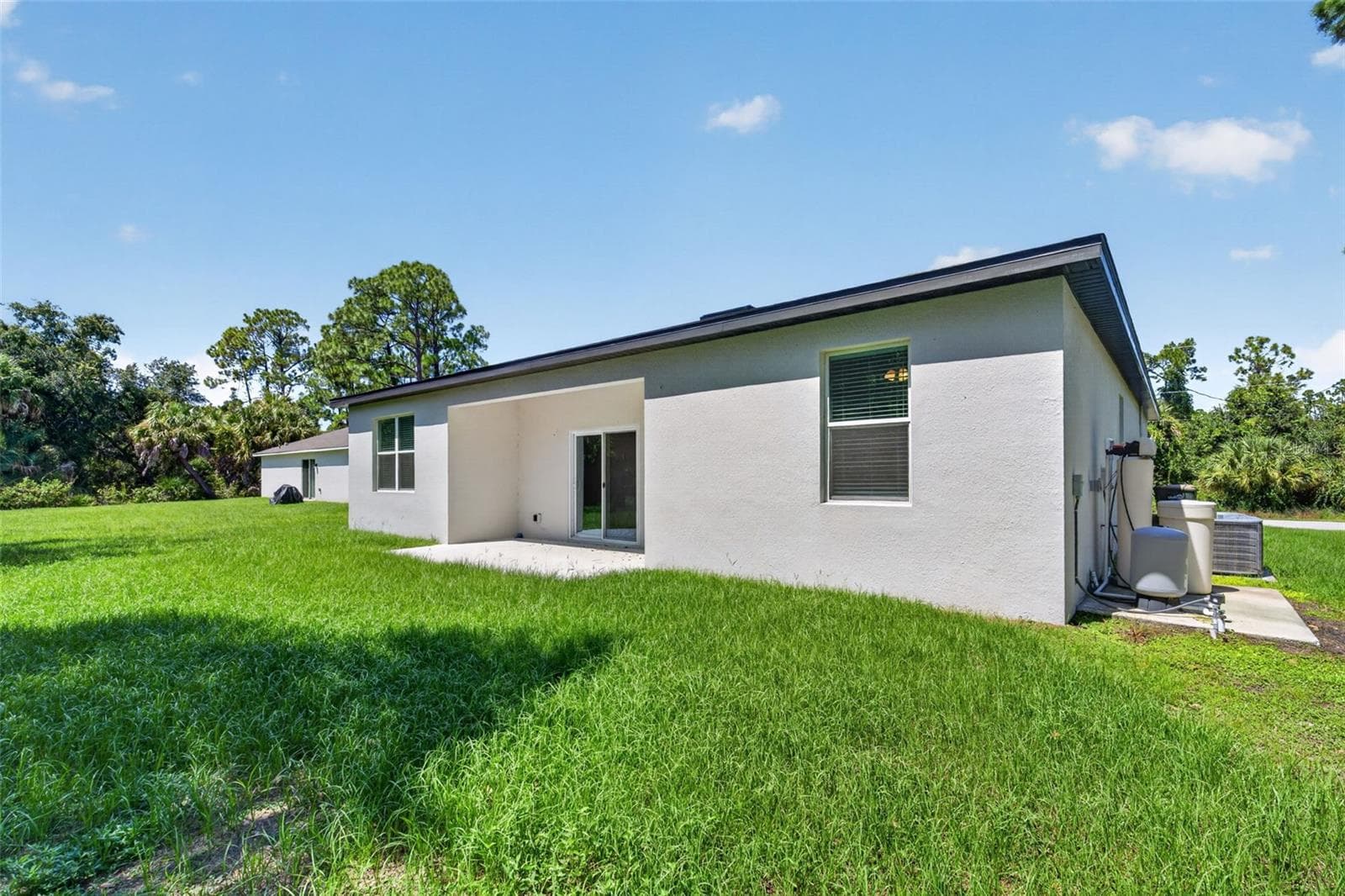 Back Exterior - 5663 GREENHOUSE AVE, NORTH PORT