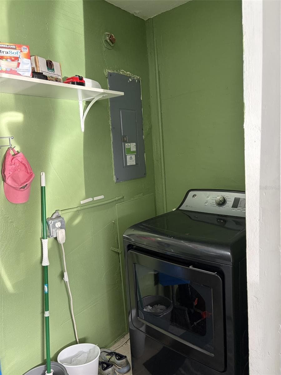 Laundry - 8439 DOROTHY AVE, NORTH PORT